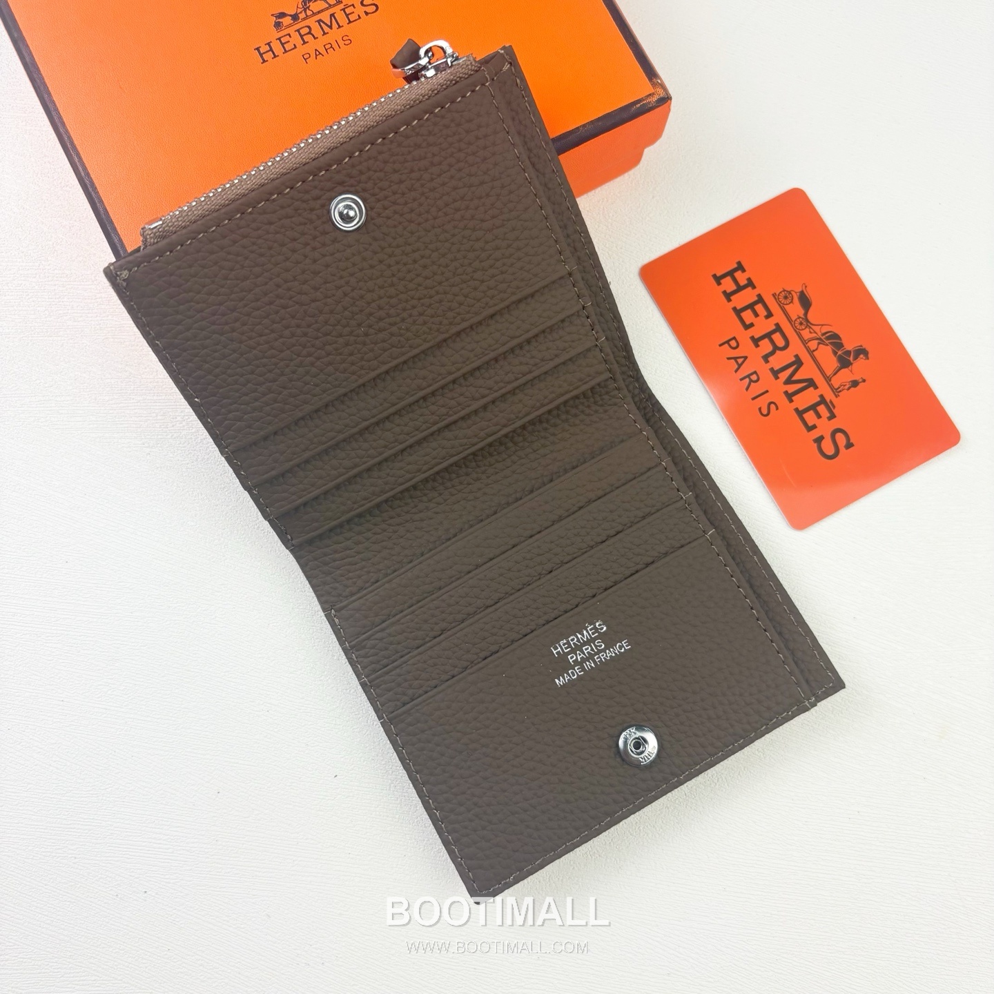 Hermes Barenia Calfskin Leather Compact Wallet with Perforated Detail Zip Coin Pocket 에르메스 바레니아 카프스킨 레더 펀칭 디테일 지퍼 코인포켓 반지갑 6357 10.5cm 5