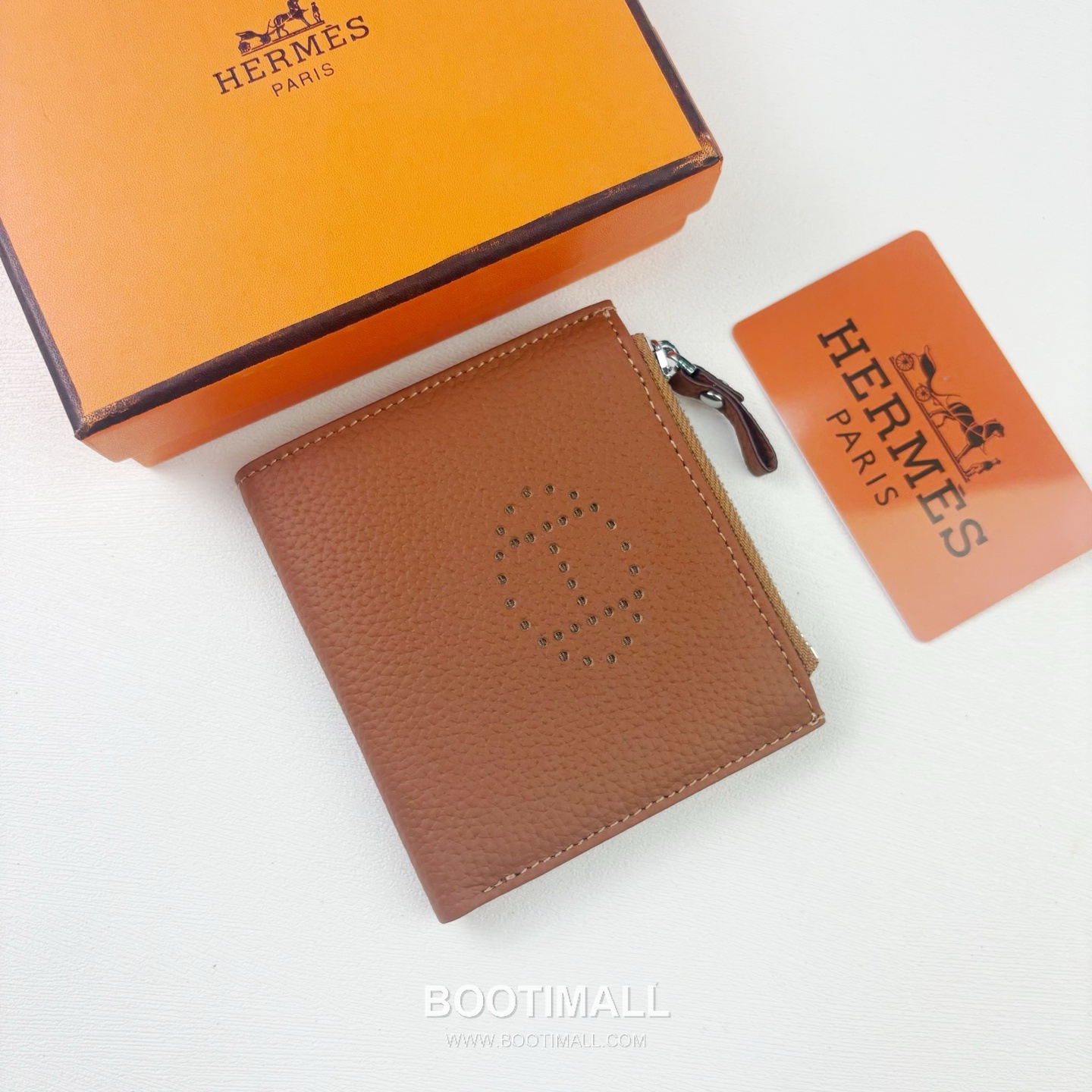 Hermes Barenia Calfskin Leather Compact Wallet with Perforated Detail Zip Coin Pocket 에르메스 바레니아 카프스킨 레더 펀칭 디테일 지퍼 코인포켓 반지갑 6357 10.5cm 1