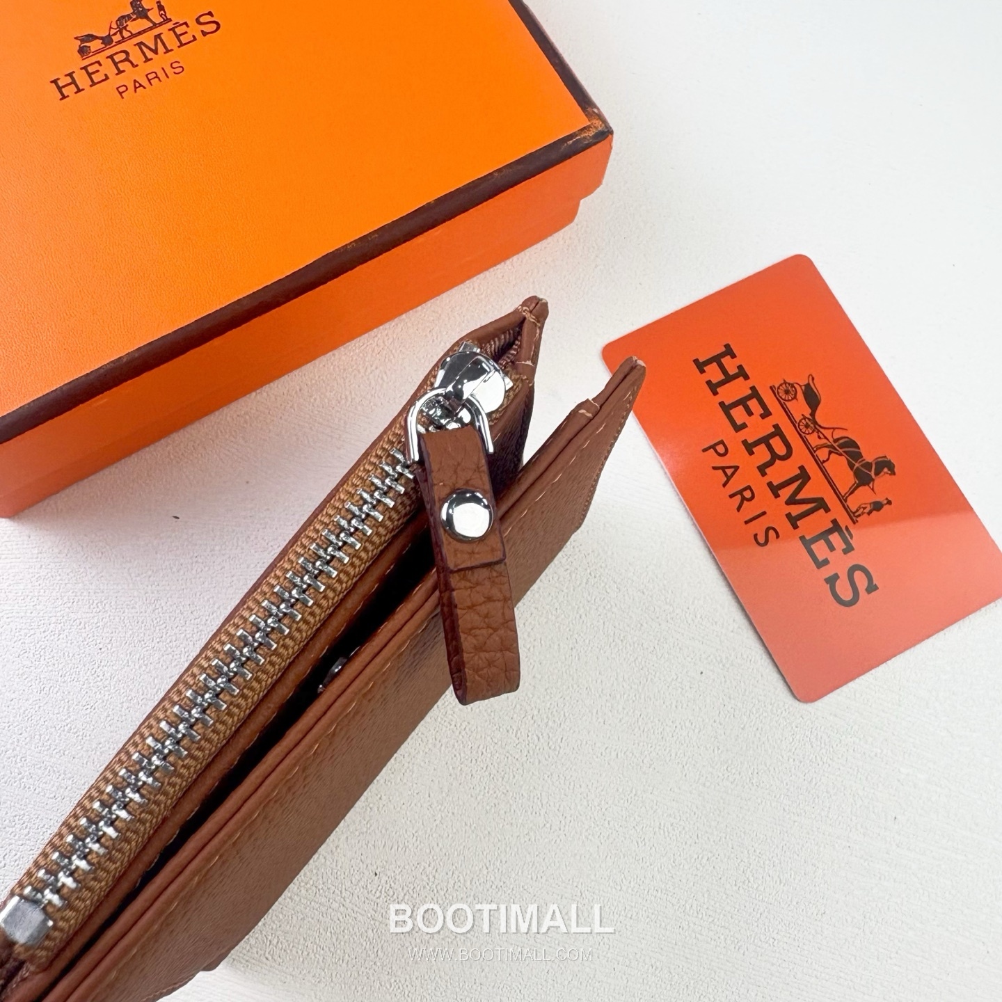 Hermes Barenia Calfskin Leather Compact Wallet with Perforated Detail Zip Coin Pocket 에르메스 바레니아 카프스킨 레더 펀칭 디테일 지퍼 코인포켓 반지갑 6357 10.5cm 4