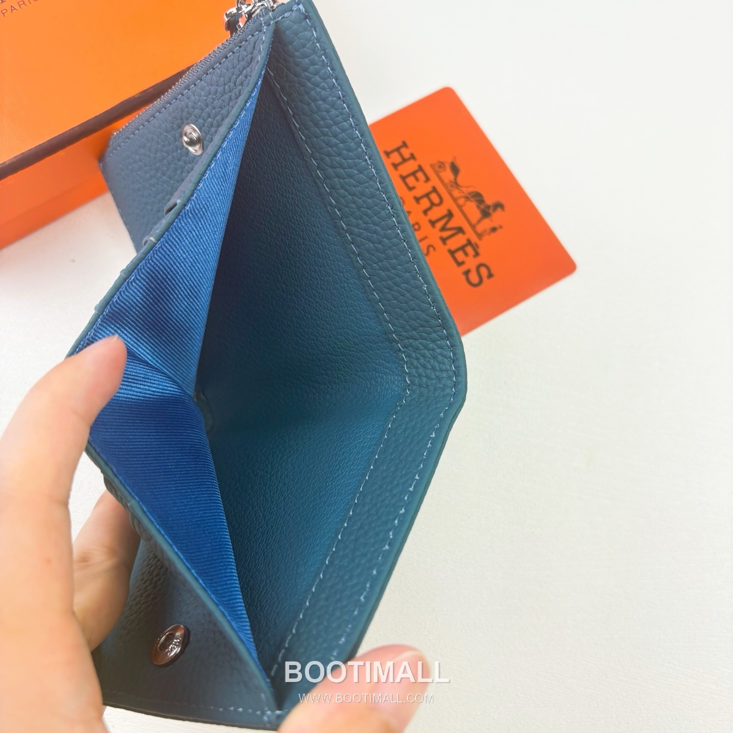 Hermes Barenia Calfskin Leather Compact Wallet with Perforated Detail Zip Coin Pocket 에르메스 바레니아 카프스킨 레더 펀칭 디테일 지퍼 코인포켓 반지갑 6357 10.5cm 8