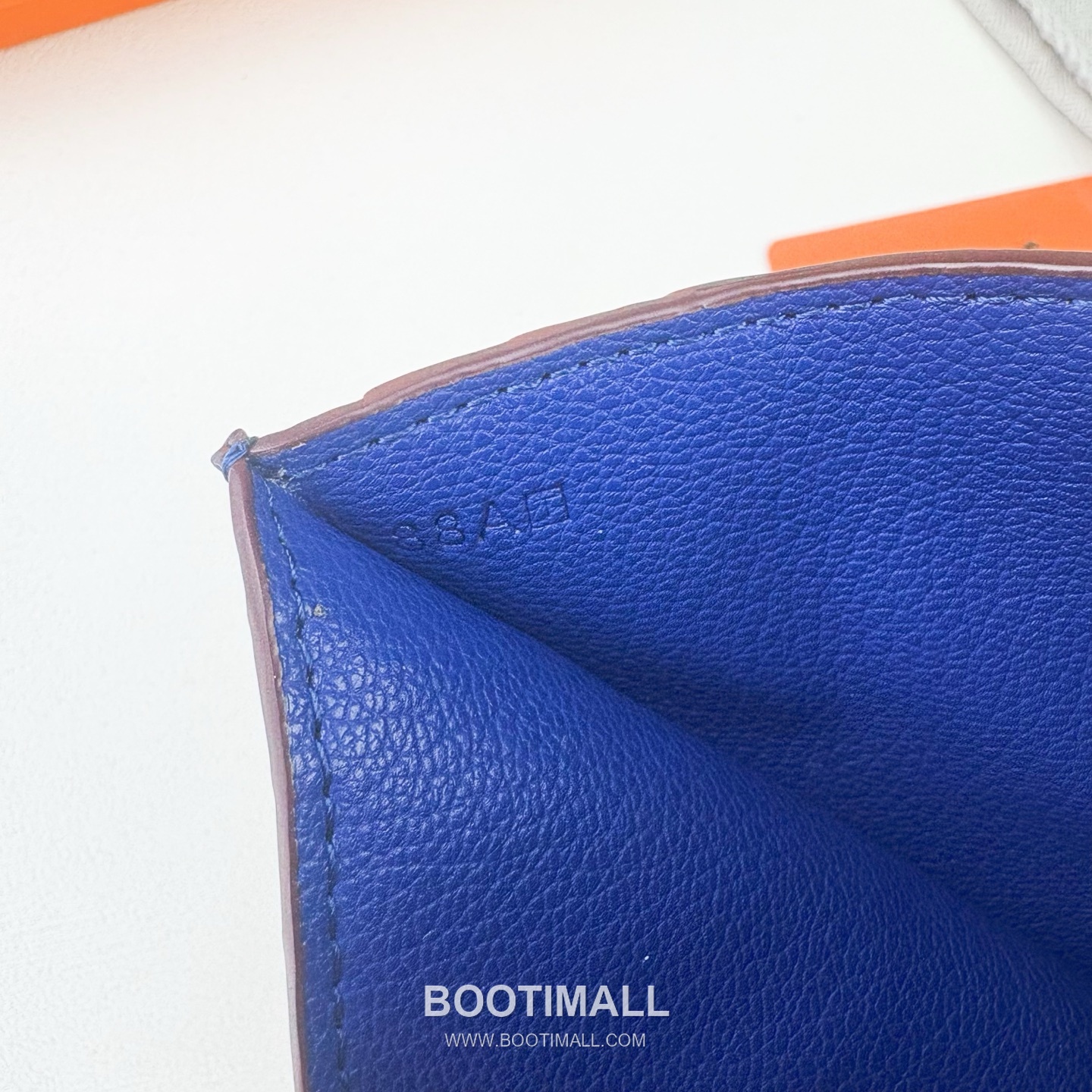 Hermes Togo Calfskin Leather Compact Wallet with Palladium Lock Detail 에르메스 토고 카프스킨 레더 팔라듐 락 디테일 반지갑 499 10.5cm 7