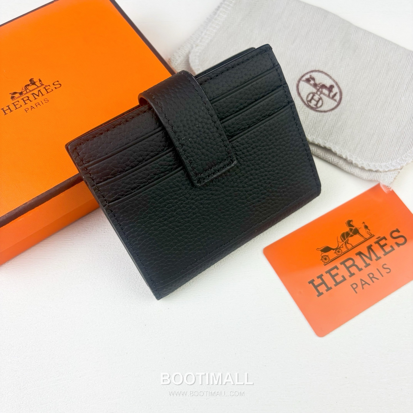 Hermes Togo Calfskin Leather Compact Wallet with Palladium Lock Detail 에르메스 토고 카프스킨 레더 팔라듐 락 디테일 반지갑 499 10.5cm 2