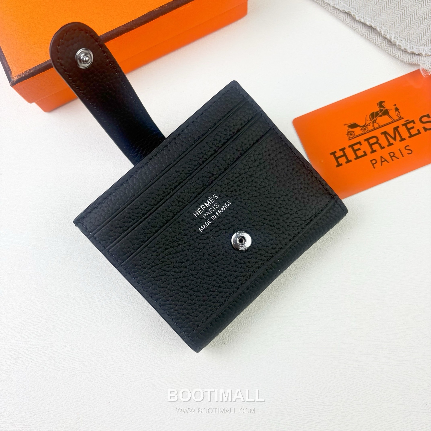 Hermes Togo Calfskin Leather Compact Wallet with Palladium Lock Detail 에르메스 토고 카프스킨 레더 팔라듐 락 디테일 반지갑 499 10.5cm 3