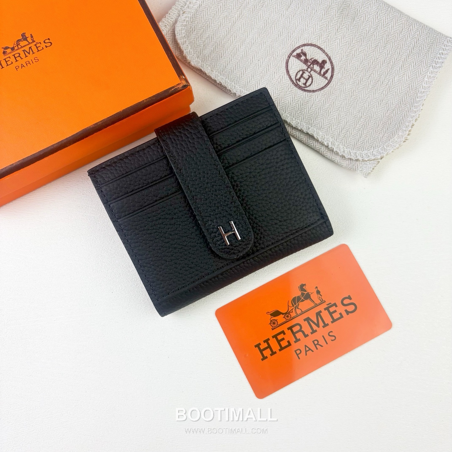 Hermes Togo Calfskin Leather Compact Wallet with Palladium Lock Detail 에르메스 토고 카프스킨 레더 팔라듐 락 디테일 반지갑 499 10.5cm 3