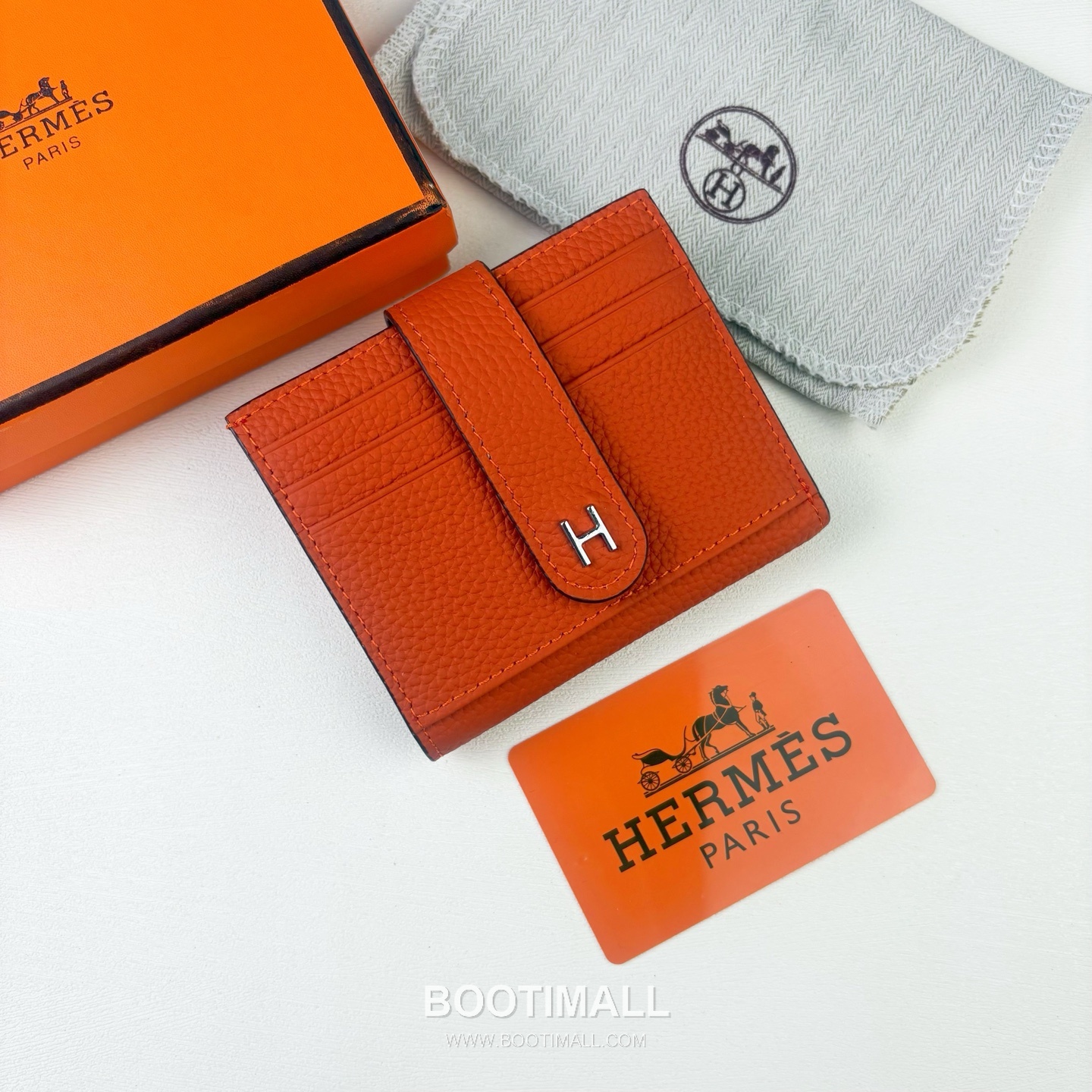 Hermes Togo Calfskin Leather Compact Wallet with Palladium Lock Detail 에르메스 토고 카프스킨 레더 팔라듐 락 디테일 반지갑 499 10.5cm 4