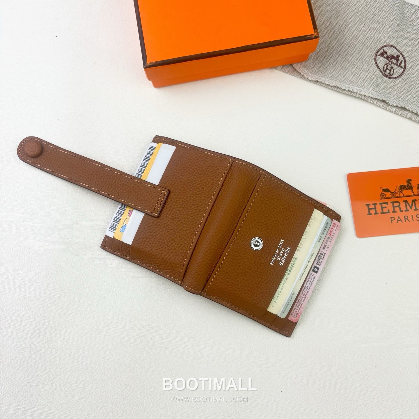 Hermes Togo Calfskin Leather Compact Wallet with Button Closure Detail 에르메스 토고 카프스킨 레더 버튼 클로저 반지갑 498 10.5cm 6