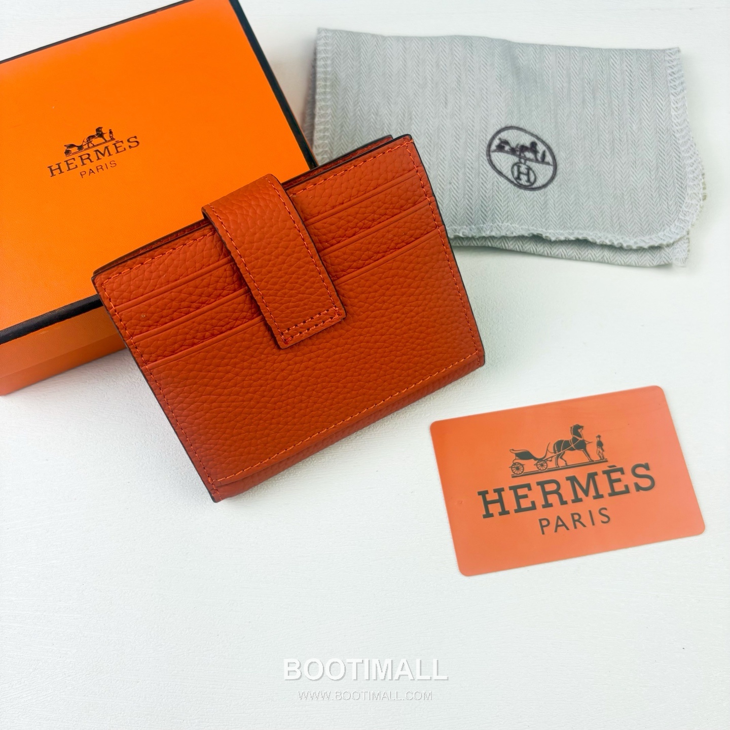Hermes Togo Calfskin Leather Compact Wallet with Button Closure Detail 에르메스 토고 카프스킨 레더 버튼 클로저 반지갑 498 10.5cm 2
