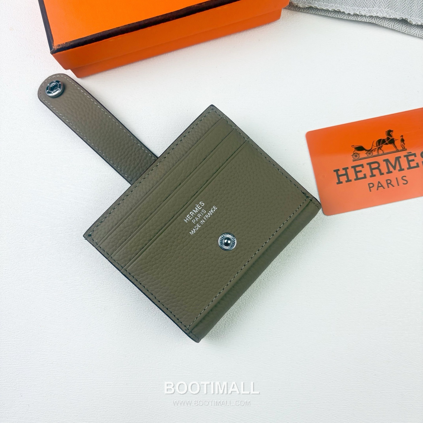 Hermes Togo Calfskin Leather Compact Wallet with Button Closure Detail 에르메스 토고 카프스킨 레더 버튼 클로저 반지갑 498 10.5cm 3