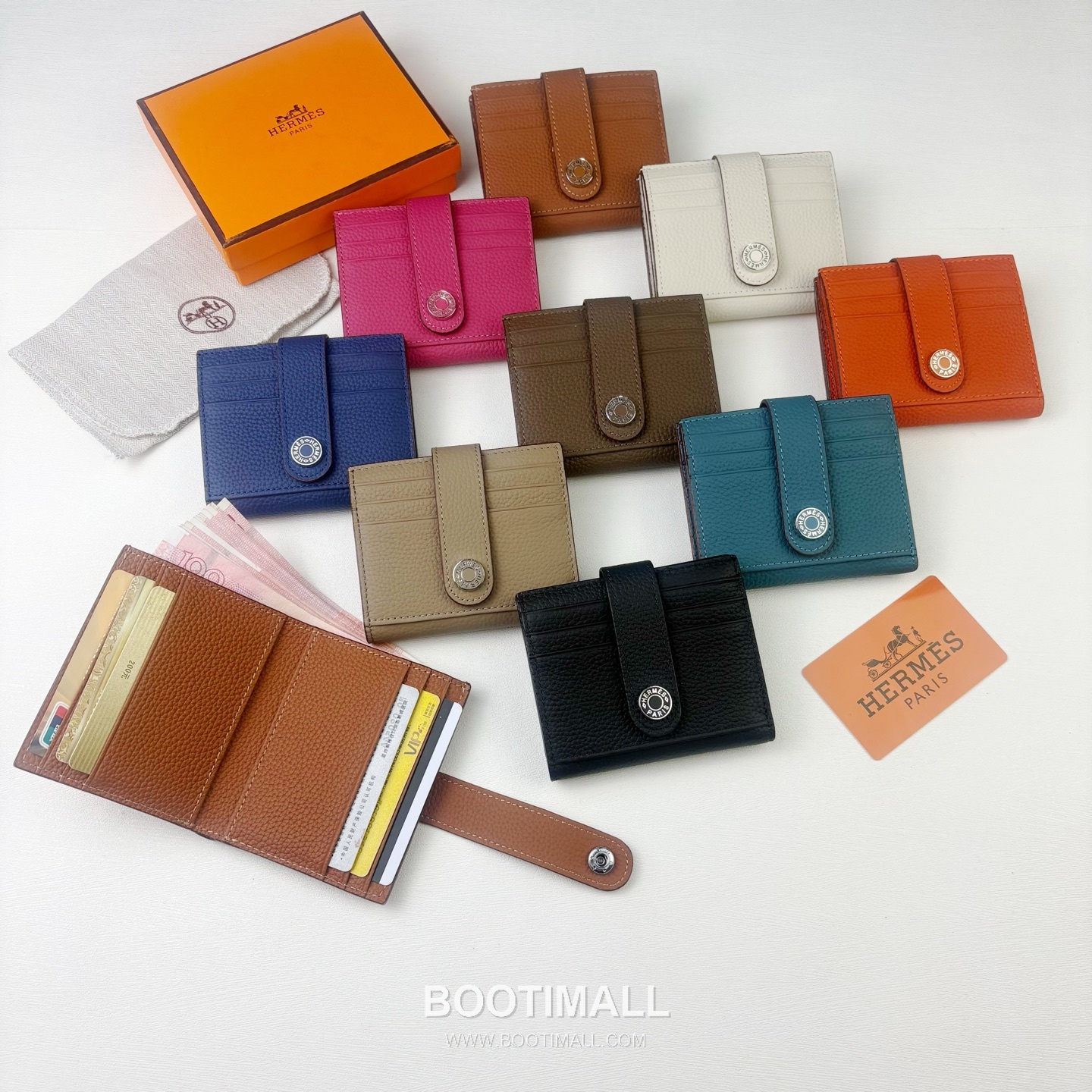 Hermes Togo Calfskin Leather Compact Wallet with Button Closure Detail 에르메스 토고 카프스킨 레더 버튼 클로저 반지갑 497 10.5cm 10