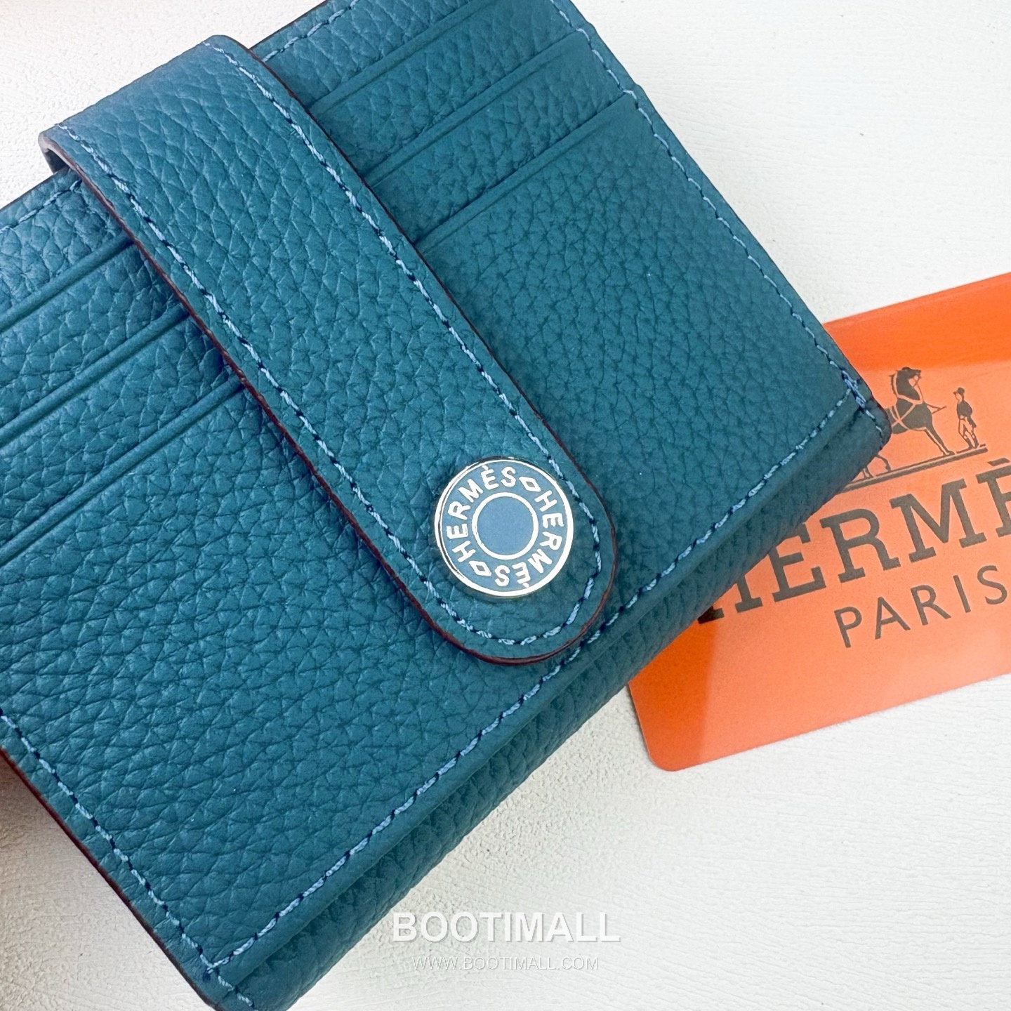 Hermes Togo Calfskin Leather Compact Wallet with Button Closure Detail 에르메스 토고 카프스킨 레더 버튼 클로저 반지갑 497 10.5cm 3