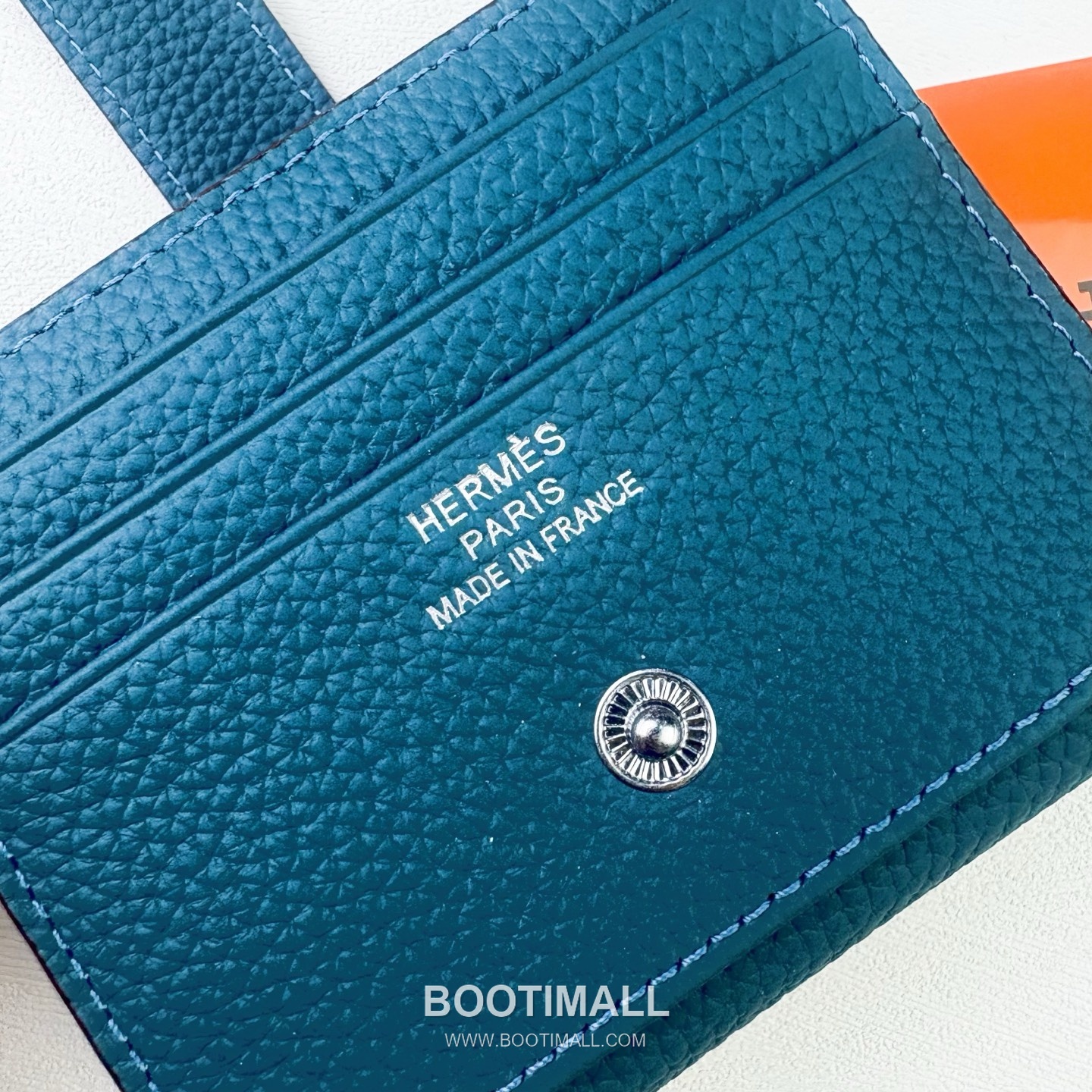 Hermes Togo Calfskin Leather Compact Wallet with Button Closure Detail 에르메스 토고 카프스킨 레더 버튼 클로저 반지갑 497 10.5cm 5