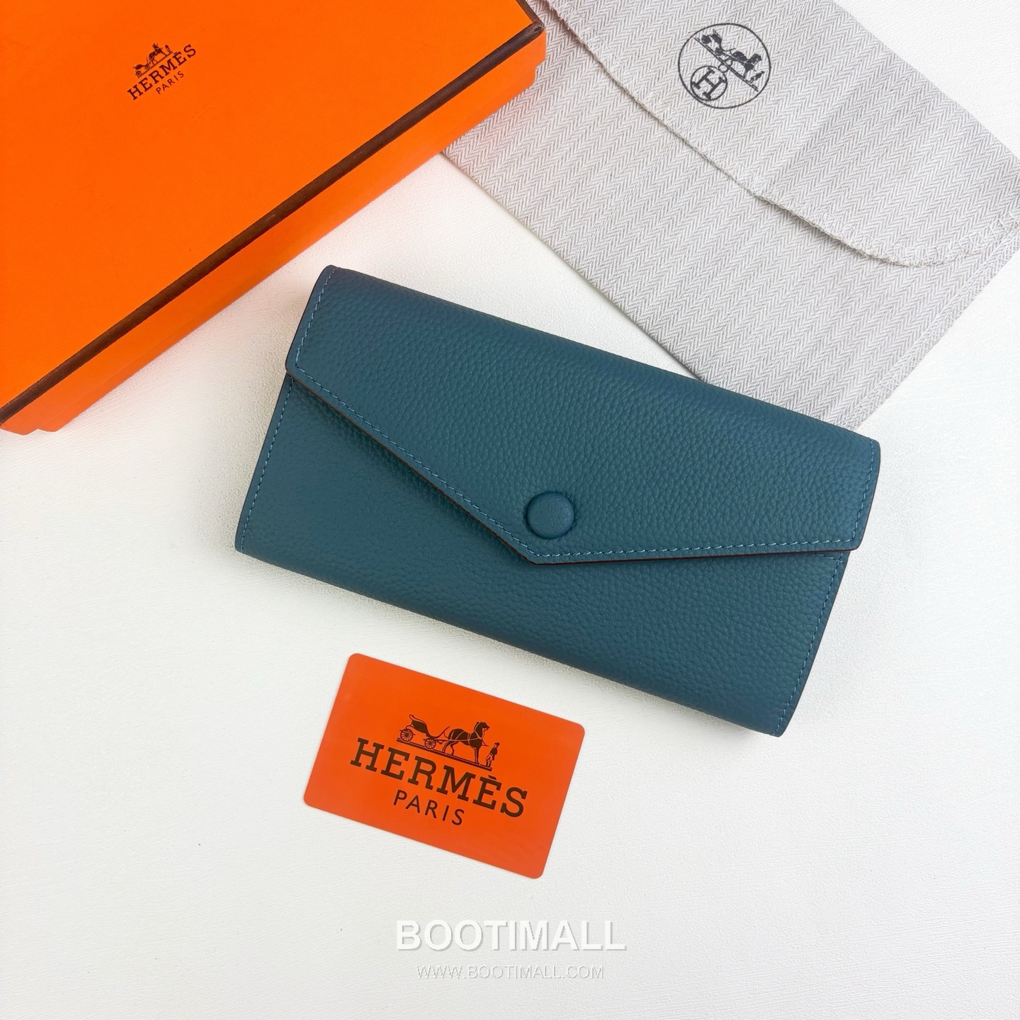 Hermes Togo Calfskin Leather Long Wallet with Zip Pocket Snap Closure Detail 에르메스 토고 카프스킨 레더 지퍼 포켓 스냅 클로저 장지갑 614 19cm 1