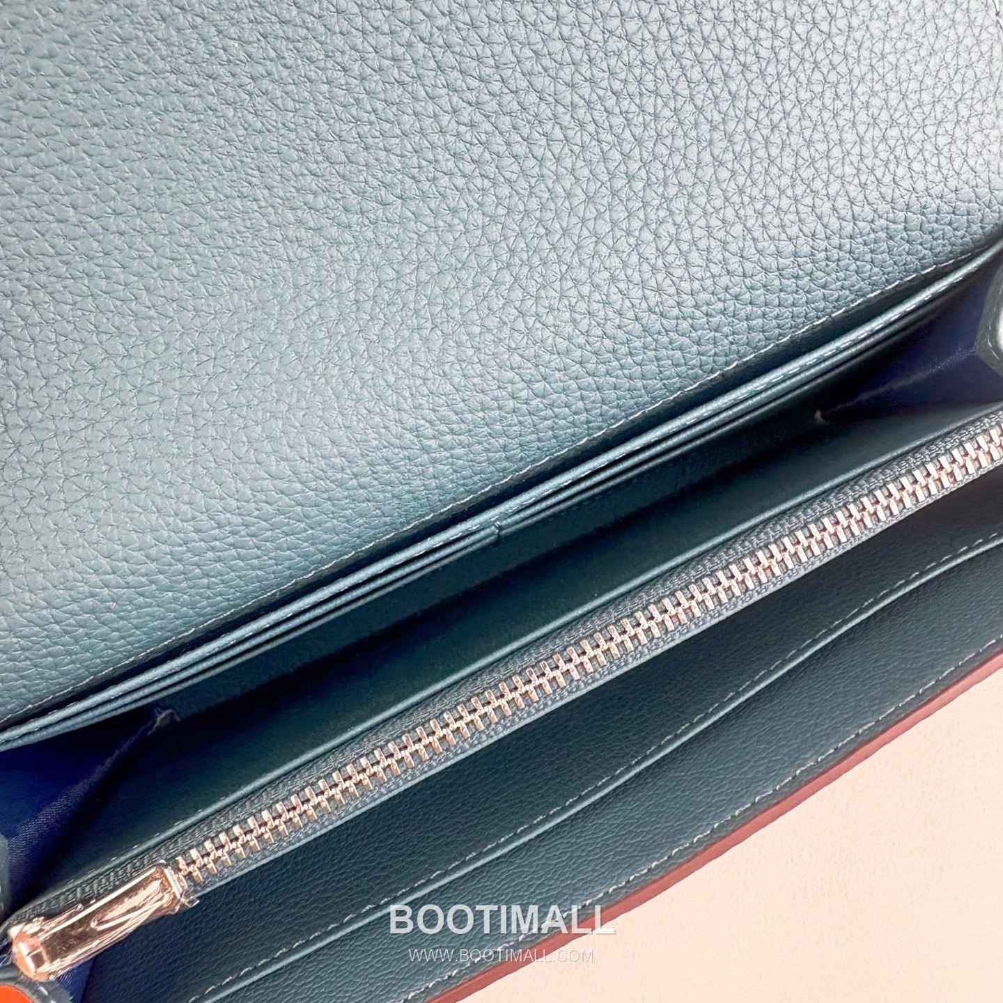 Hermes Togo Calfskin Leather Long Wallet with Zip Pocket Snap Closure Detail 에르메스 토고 카프스킨 레더 지퍼 포켓 스냅 클로저 장지갑 614 19cm 4