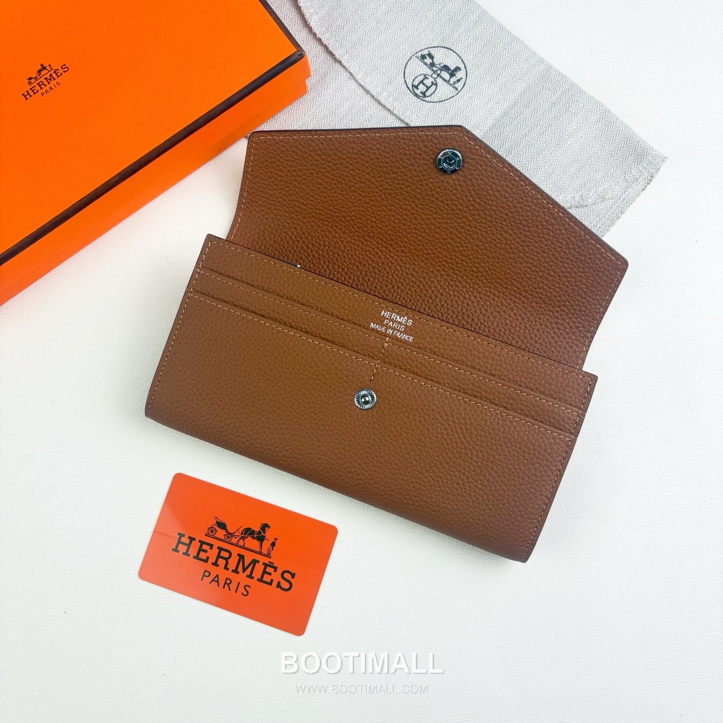 Hermes Togo Calfskin Leather Long Wallet with Zip Pocket Snap Closure Detail 에르메스 토고 카프스킨 레더 지퍼 포켓 스냅 클로저 장지갑 614 19cm 4