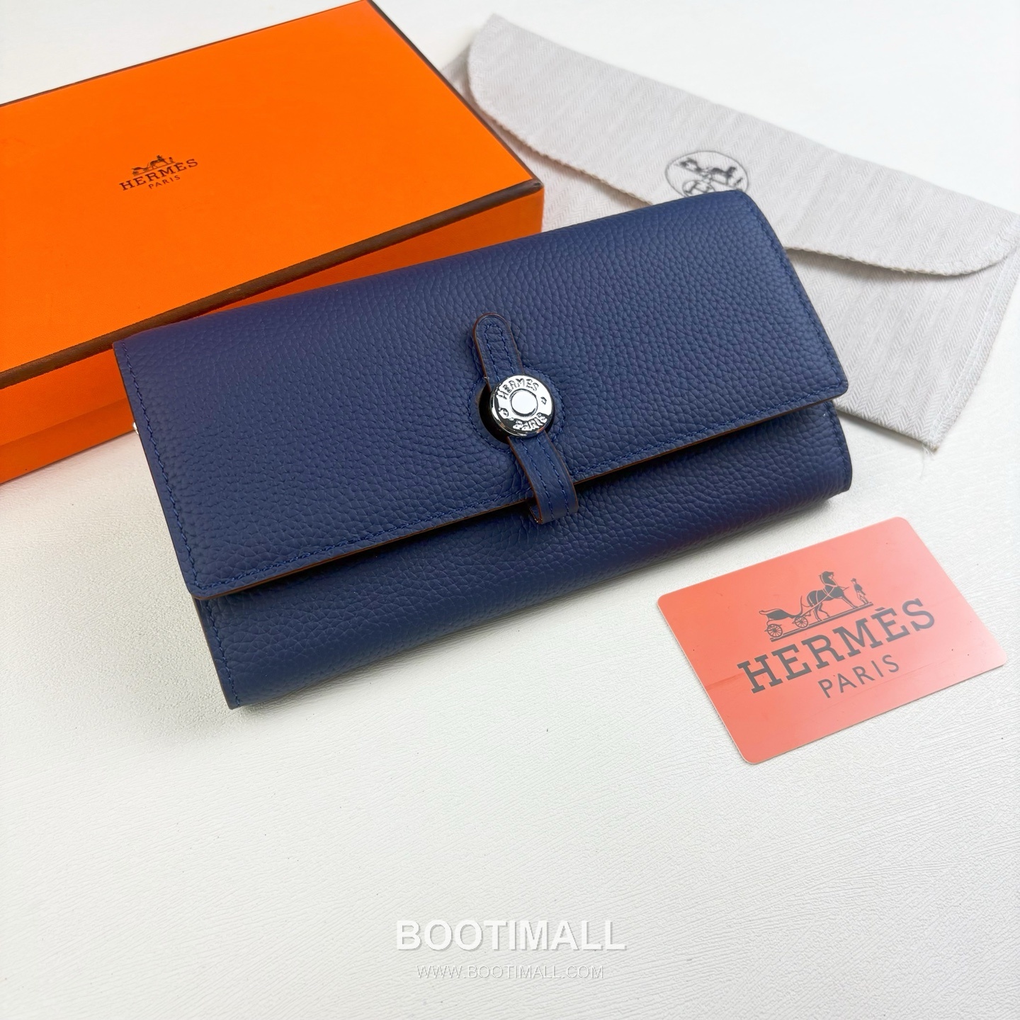 Hermes Togo Calfskin Leather Long Wallet with Palladium Stud Lock Zip Pocket Detail 에르메스 토고 카프스킨 레더 팔라듐 스터드 락 지퍼포켓 장지갑 615 19cm 1