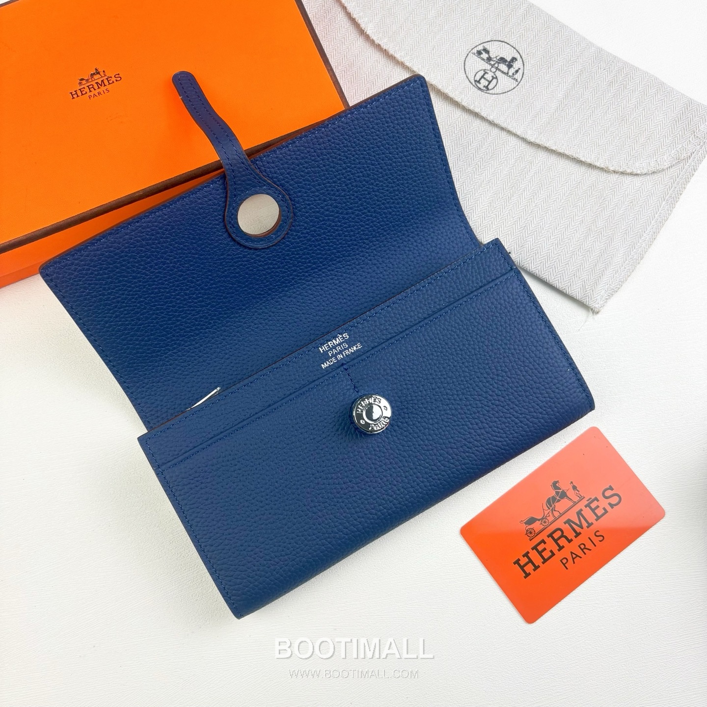 Hermes Togo Calfskin Leather Long Wallet with Palladium Stud Lock Zip Pocket Detail 에르메스 토고 카프스킨 레더 팔라듐 스터드 락 지퍼포켓 장지갑 615 19cm 4