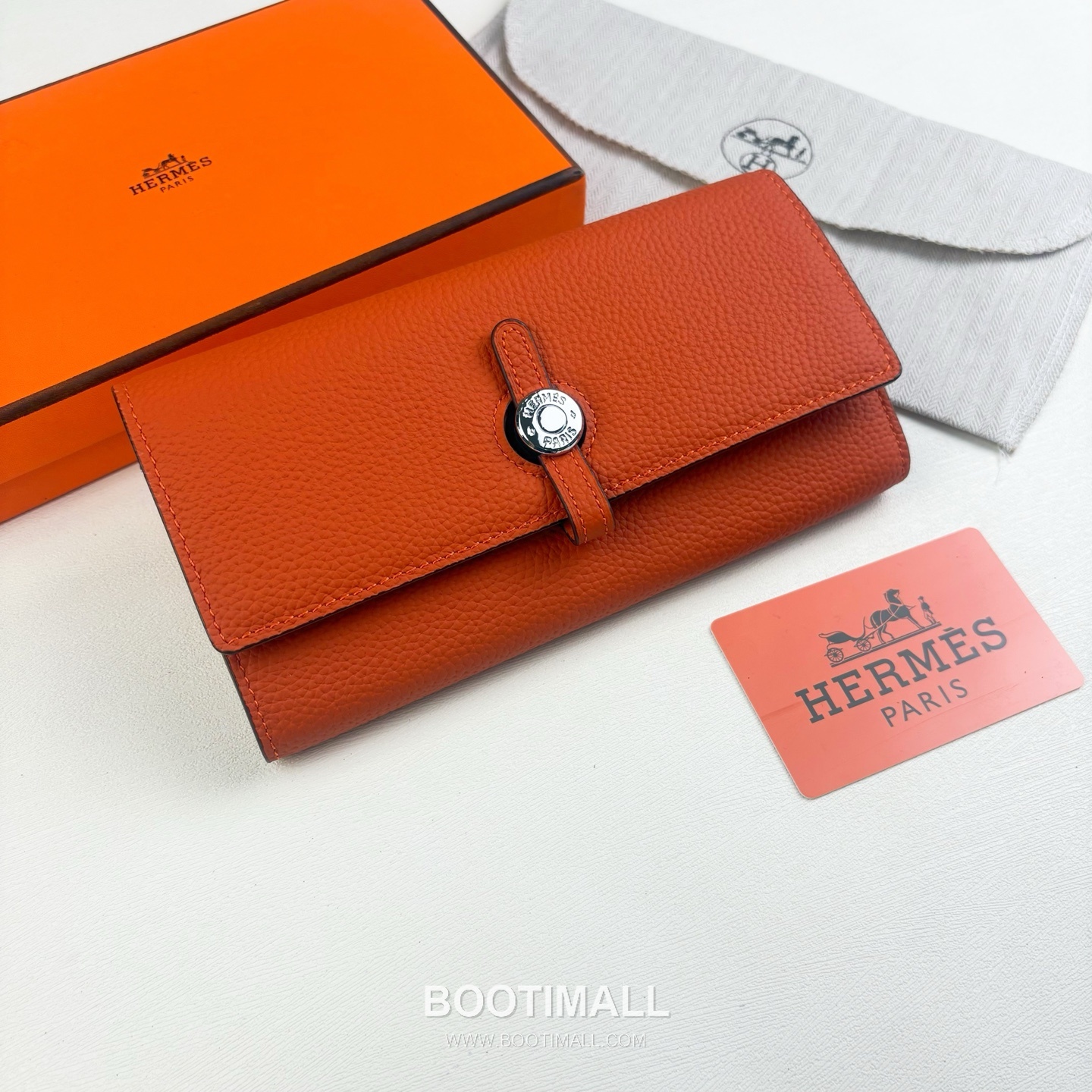 Hermes Togo Calfskin Leather Long Wallet with Palladium Stud Lock Zip Pocket Detail 에르메스 토고 카프스킨 레더 팔라듐 스터드 락 지퍼포켓 장지갑 615 19cm 5