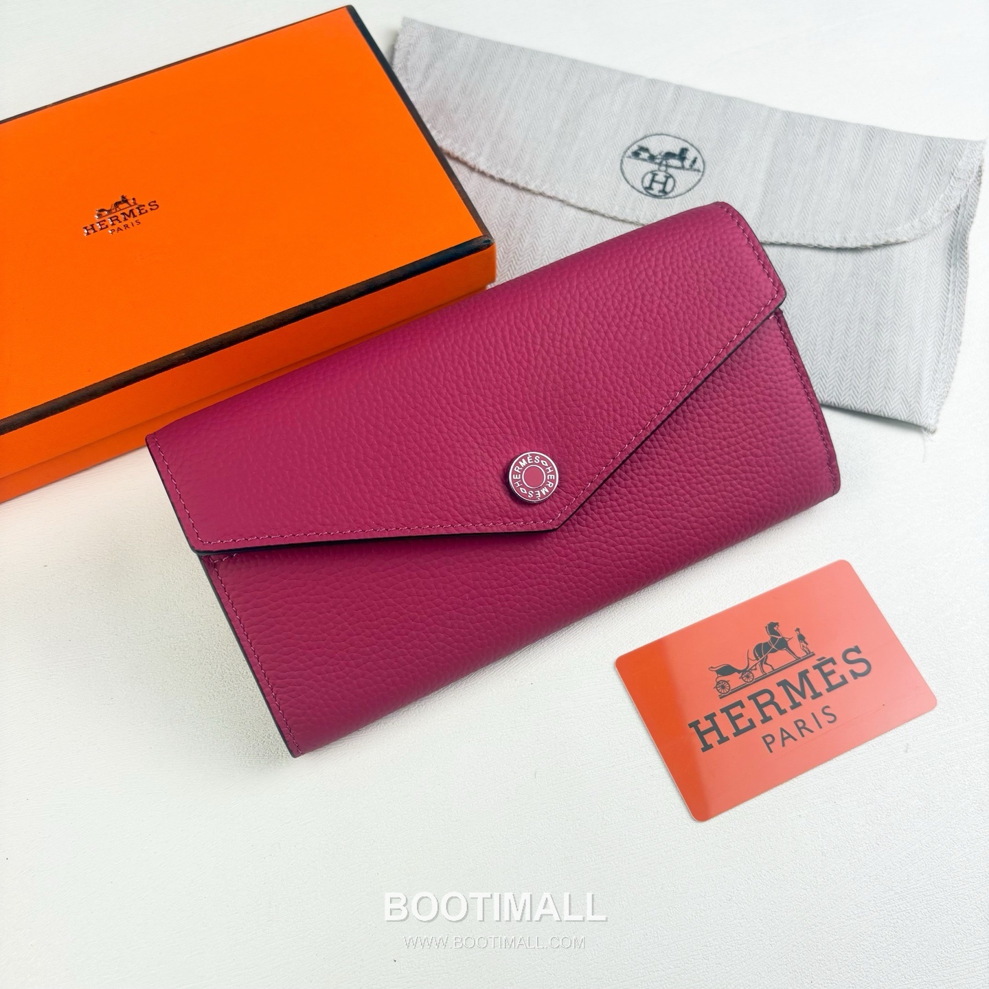 Hermes Togo Calfskin Leather Long Wallet with Zip Pocket Snap Closure Detail 에르메스 토고 카프스킨 레더 지퍼 포켓 스냅 클로저 장지갑 613 19cm 1