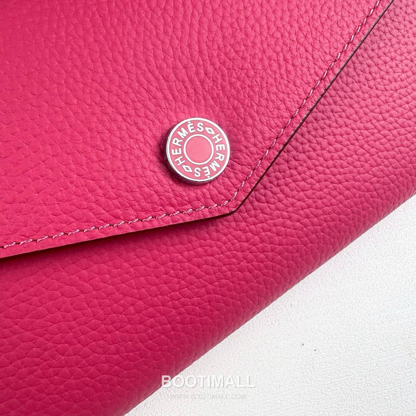 Hermes Togo Calfskin Leather Long Wallet with Zip Pocket Snap Closure Detail 에르메스 토고 카프스킨 레더 지퍼 포켓 스냅 클로저 장지갑 613 19cm 3