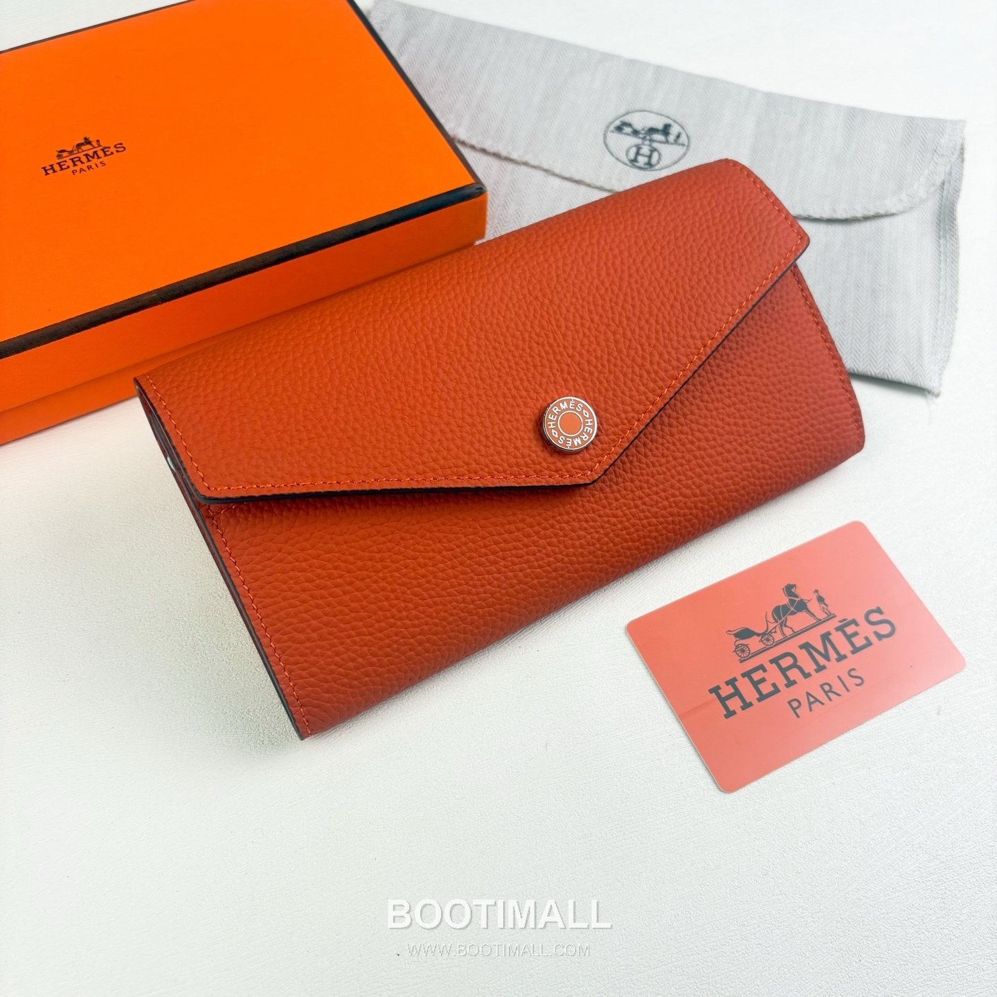 Hermes Togo Calfskin Leather Long Wallet with Zip Pocket Snap Closure Detail 에르메스 토고 카프스킨 레더 지퍼 포켓 스냅 클로저 장지갑 613 19cm 1