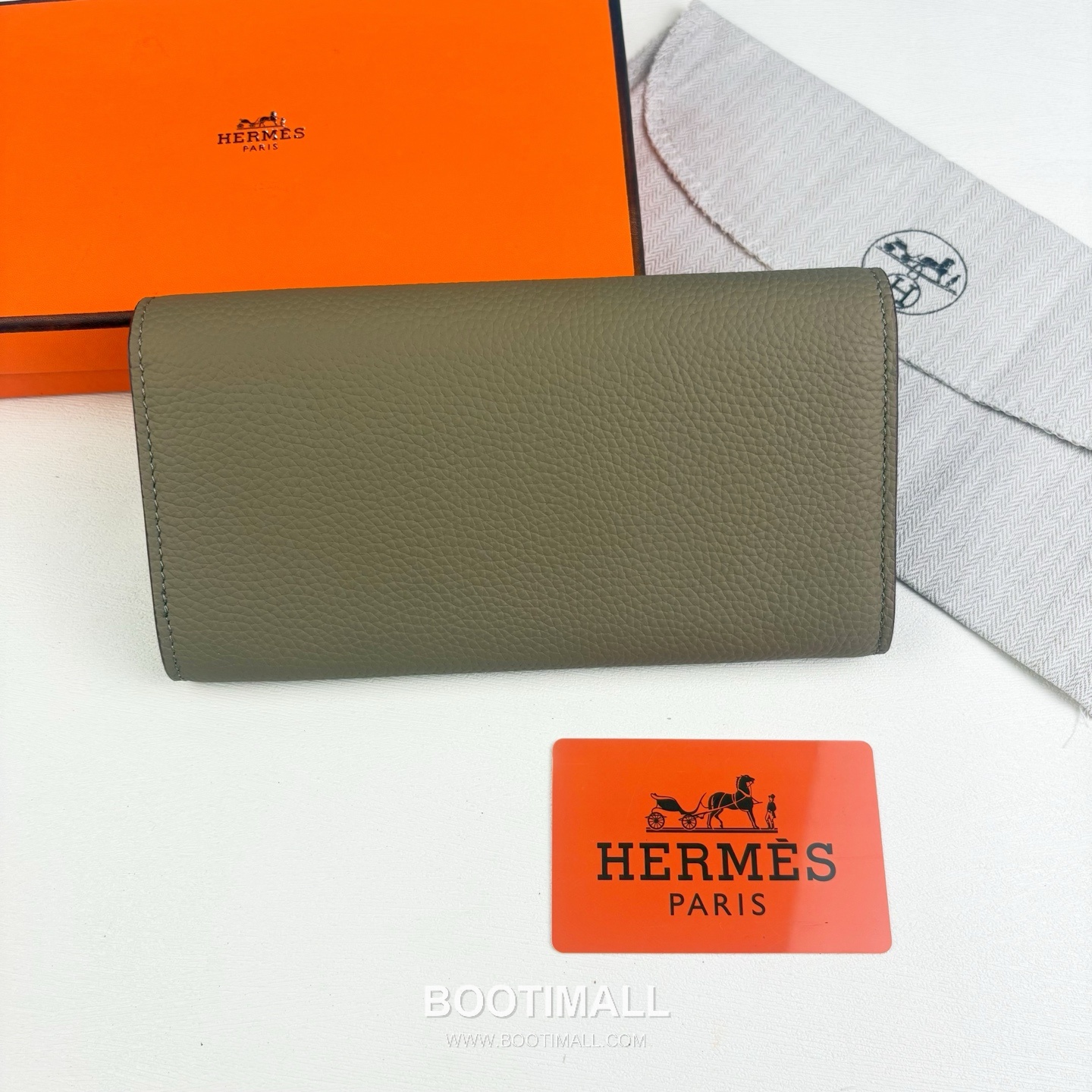 Hermes Togo Calfskin Leather Long Wallet with Zip Pocket Snap Closure Detail 에르메스 토고 카프스킨 레더 지퍼 포켓 스냅 클로저 장지갑 613 19cm 3