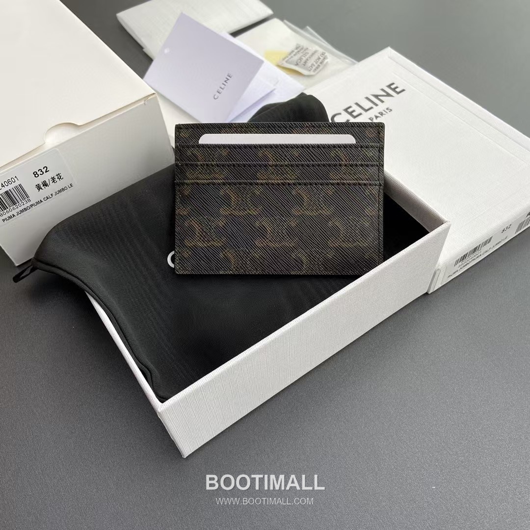 Celine Triomphe Calfskin Leather Card Holder Wallet with Zip Closure Detail 셀린느 트리옹프 카프스킨 레더 지퍼 클로저 카드홀더 지갑 10L832CQH.04LU833 11cm 2