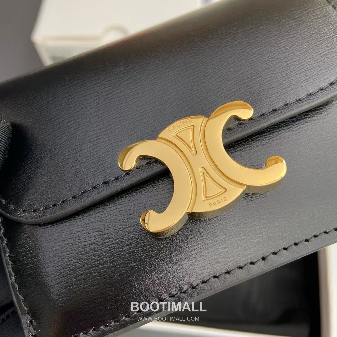 Celine Triomphe Calfskin Leather Card Holder Wallet with Flap Snap Closure Detail 셀린느 트리옹프 카프스킨 레더 플랩 스냅 클로저 카드홀더 지갑 10I582CPJ.04LU 10cm 5