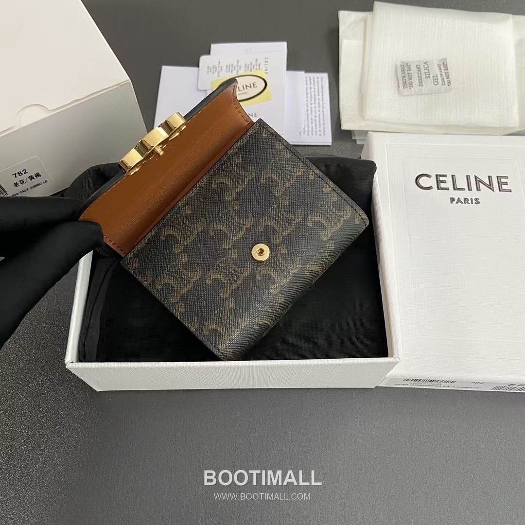 Celine Triomphe Calfskin Leather Compact Wallet with Snap Coin Pocket Detail 셀린느 트리옹프 카프스킨 레더 스냅 코인포켓 반지갑 10D782CQH.04LU783 10.5cm 4