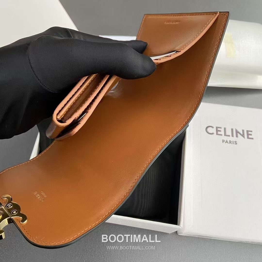 Celine Triomphe Calfskin Leather Compact Wallet with Snap Coin Pocket Detail 셀린느 트리옹프 카프스킨 레더 스냅 코인포켓 반지갑 10D782CQH.04LU783 10.5cm 7