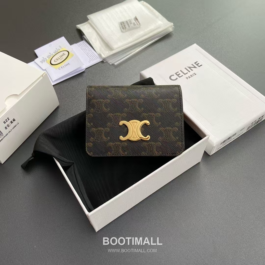 Celine Triomphe Calfskin Leather Compact Wallet with Zip Coin Pocket Detail 셀린느 트리옹프 카프스킨 레더 지퍼 코인포켓 반지갑 10K623DPV.38NO 11cm 1