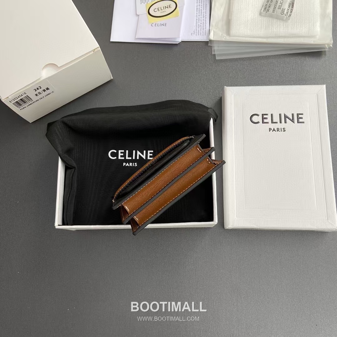 Celine Triomphe Calfskin Leather Card Holder Wallet with Gusset Compartment Detail 셀린느 트리옹프 카프스킨 레더 거셋 컴파트먼트 카드홀더 지갑 242 10cm 5