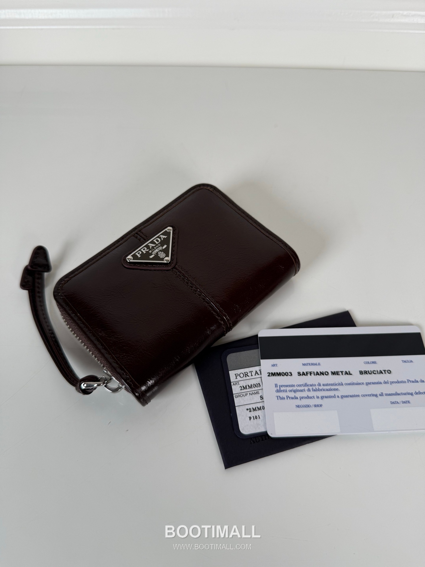 Prada Oiled Wax Calfskin Zip Card Holder with Pleated Slot Detail 프라다 오일드 왁스 카프스킨 플리츠 슬롯 지퍼 카드홀더 2MM003 11cm 3