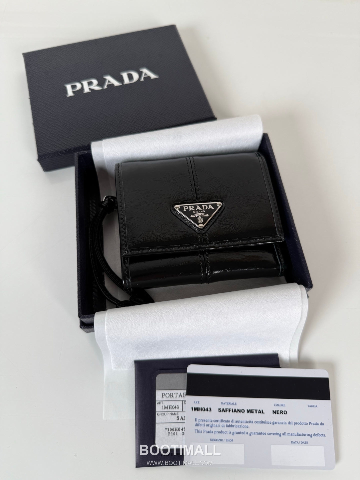 Prada Oiled Wax Calfskin Bi-Fold Wallet with Flap Coin Pocket Multi Slot Detail 프라다 오일드 왁스 카프스킨 플랩 코인포켓 멀티 슬롯 반지갑 1MH043 10cm 9