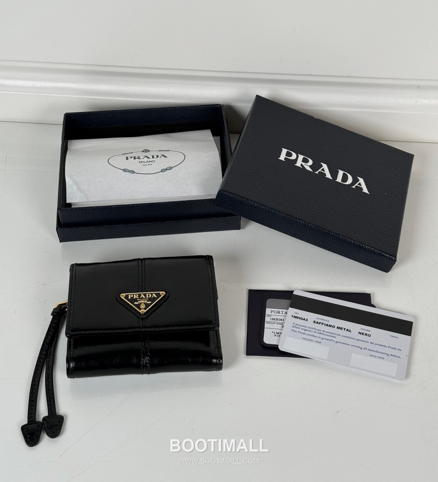 Prada Oiled Wax Calfskin Bi-Fold Wallet with Flap Coin Pocket Multi Slot Detail 프라다 오일드 왁스 카프스킨 플랩 코인포켓 멀티 슬롯 반지갑 1MH043 10cm 1