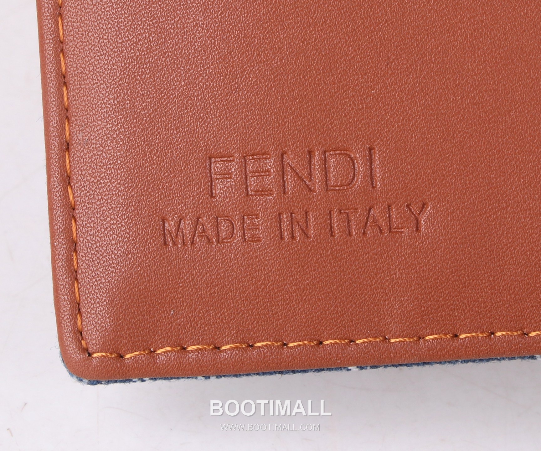 Fendi Calfskin Bi-Fold Wallet with Compact Multi Slot Detail 펜디 카프스킨 컴팩트 멀티 슬롯 반지갑 SF07 11.2cm 7