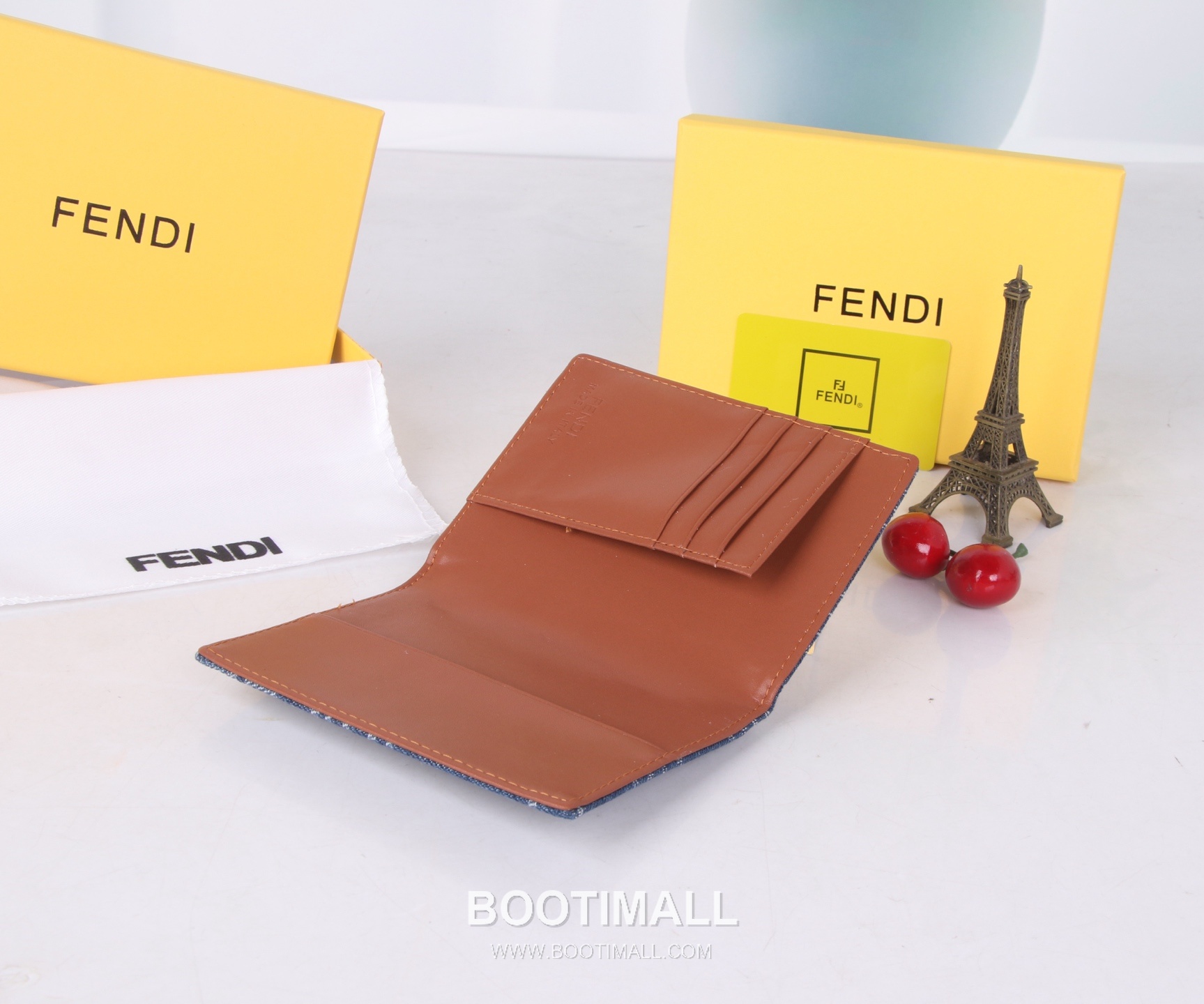 Fendi Calfskin Bi-Fold Wallet with Compact Multi Slot Detail 펜디 카프스킨 컴팩트 멀티 슬롯 반지갑 SF07 11.2cm 9
