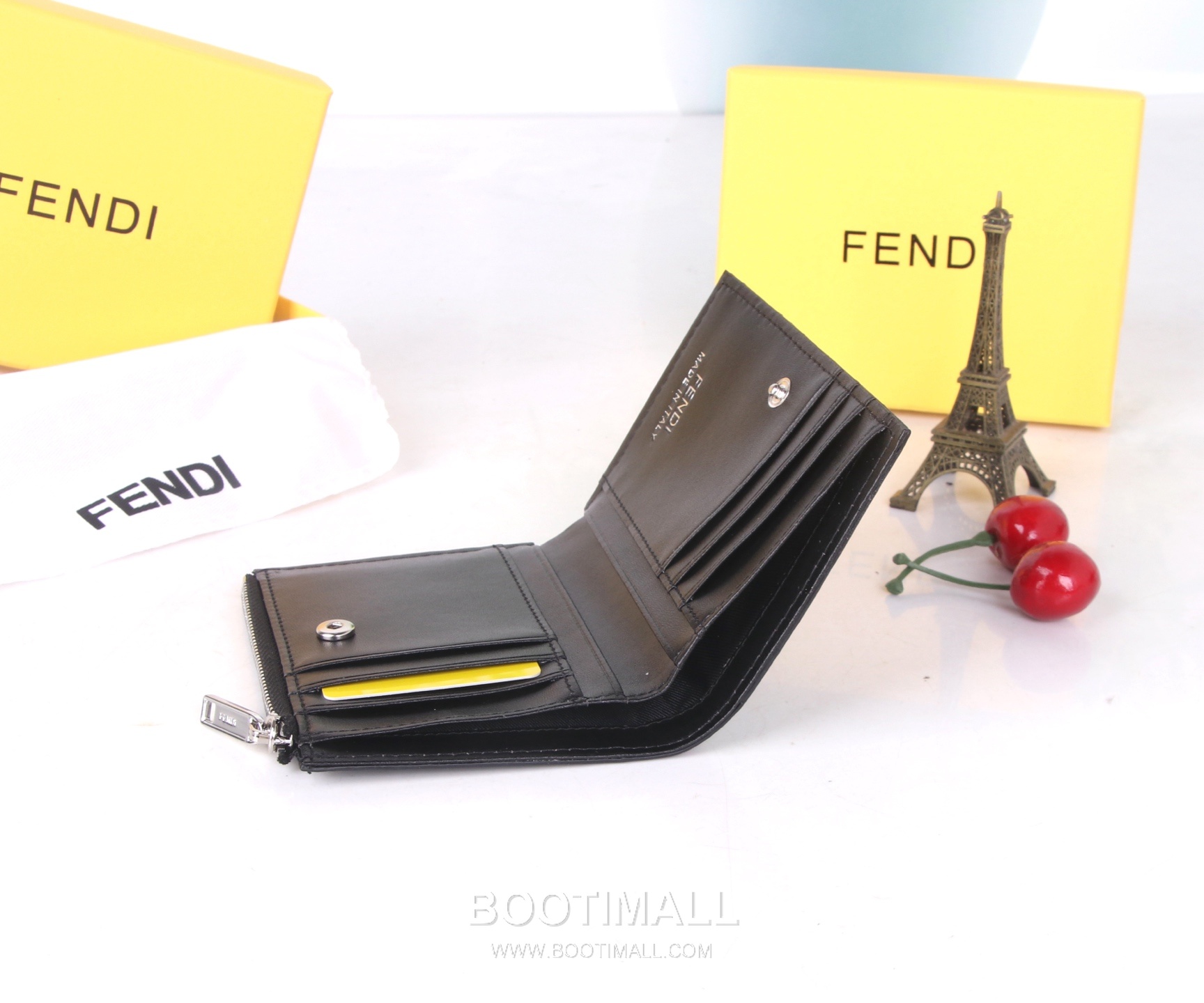 Fendi PVC Calfskin Bi-Fold Wallet with Multi Function Slot Detail 펜디 PVC 카프스킨 멀티 슬롯 디테일 반지갑 SF02 11.5cm 9