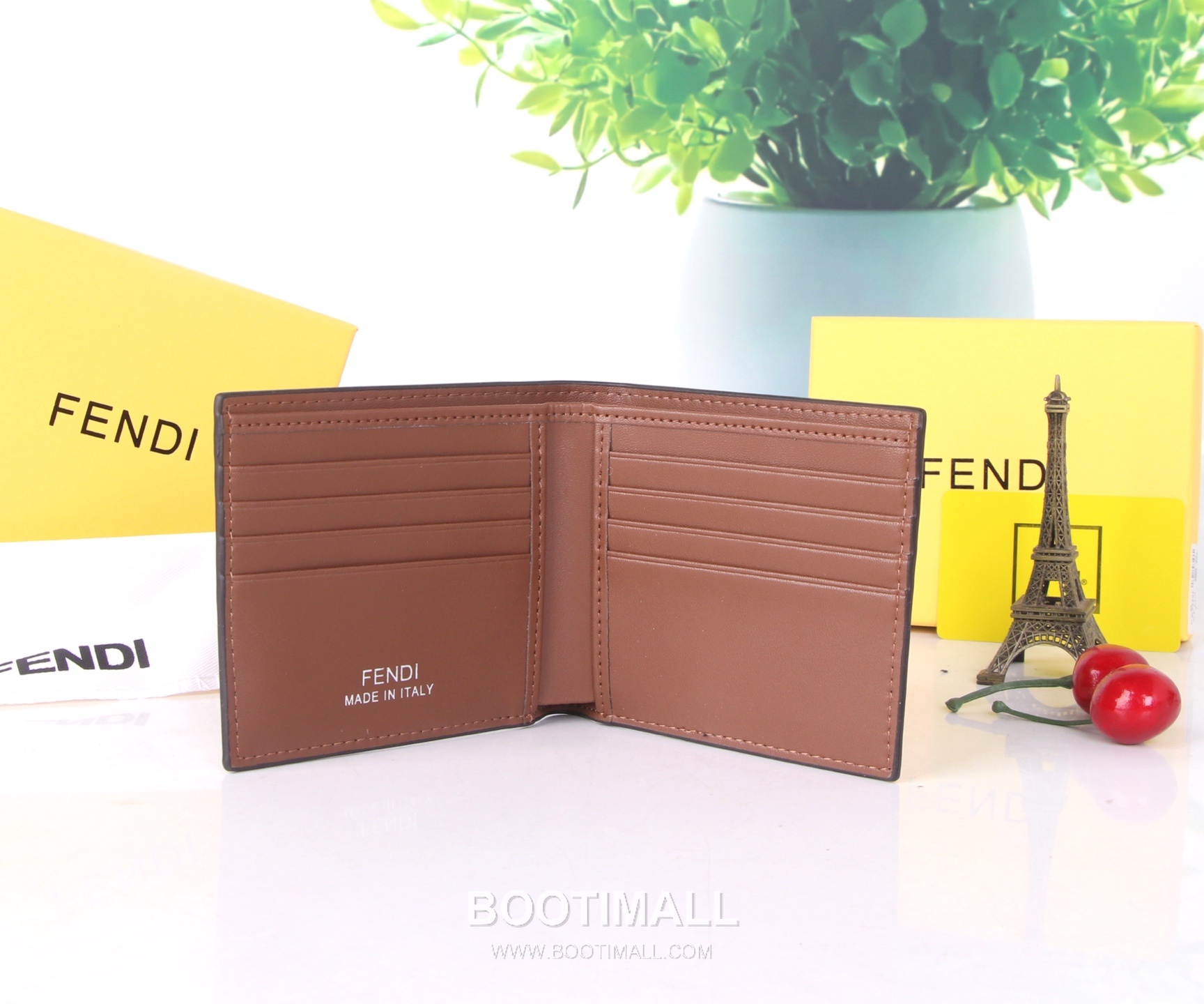 Fendi Calfskin Bi-Fold Wallet with Slim Multi Slot Detail 펜디 카프스킨 슬림 멀티 슬롯 반지갑 SF03 11cm 6