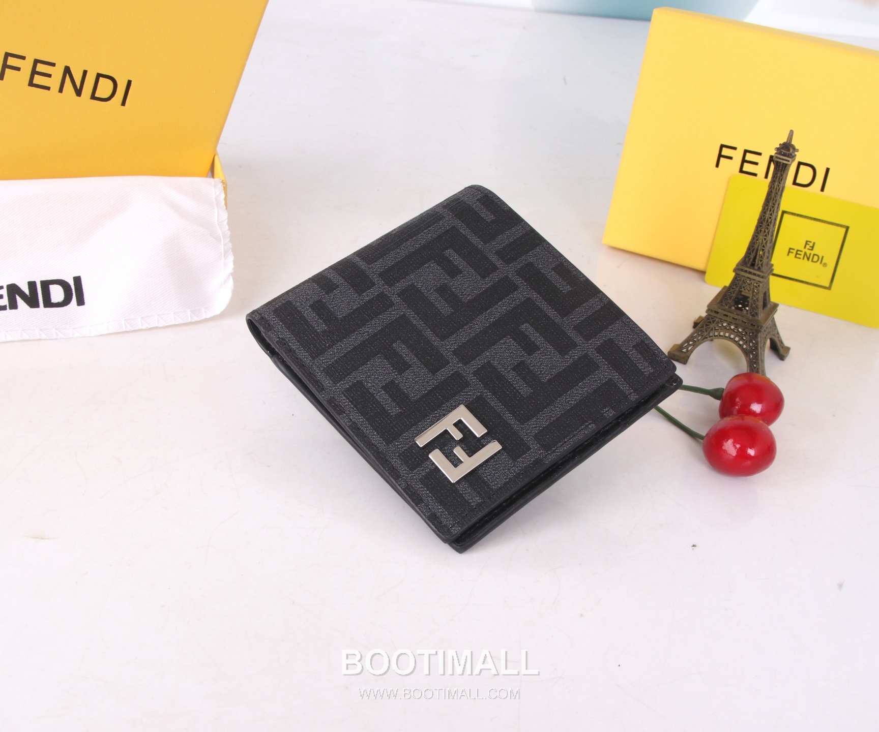 Fendi Calfskin Bi-Fold Wallet with Slim Multi Slot Detail 펜디 카프스킨 슬림 멀티 슬롯 반지갑 SF03 11cm 3