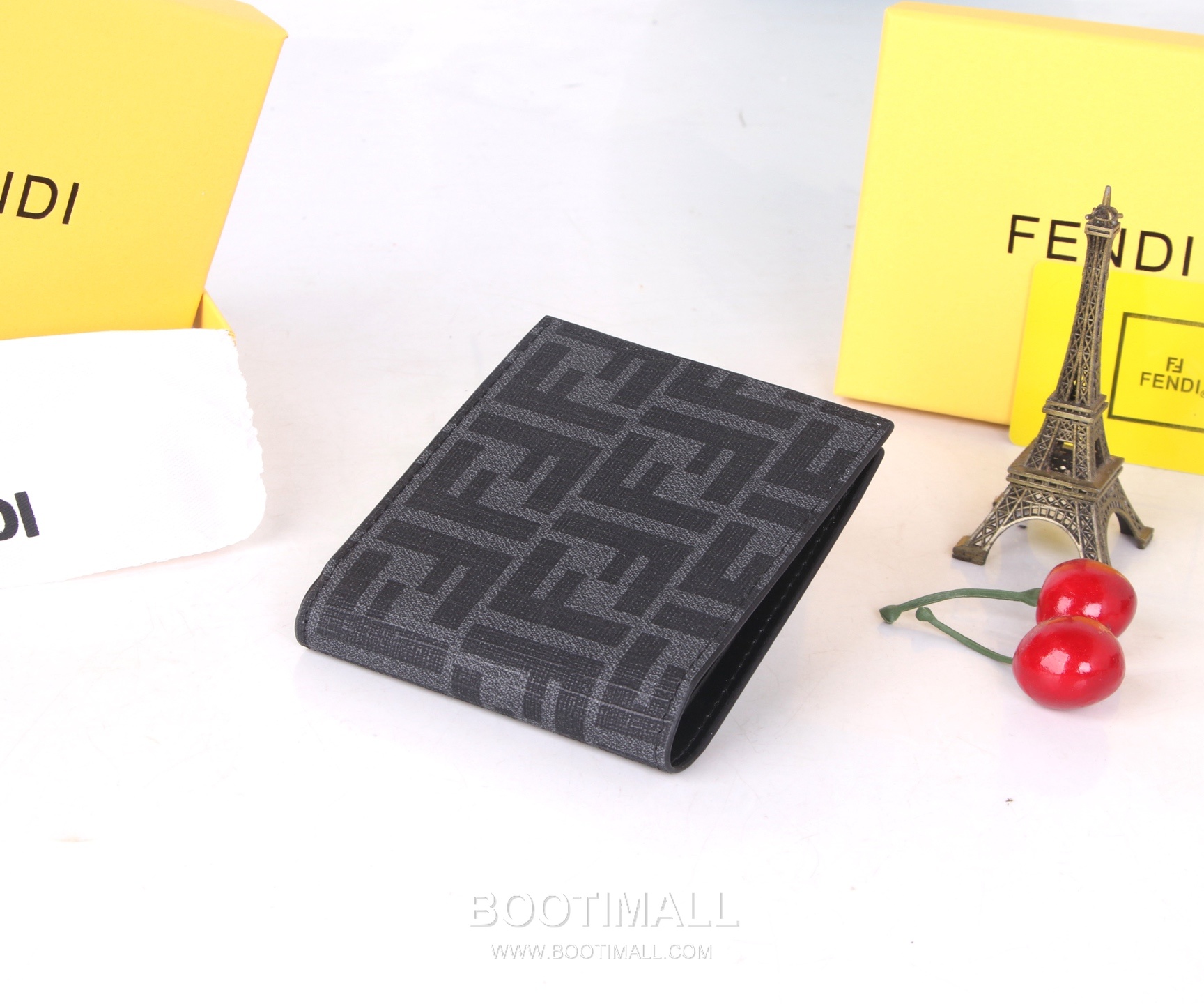 Fendi Calfskin Bi-Fold Wallet with Slim Multi Slot Detail 펜디 카프스킨 슬림 멀티 슬롯 반지갑 SF03 11cm 5