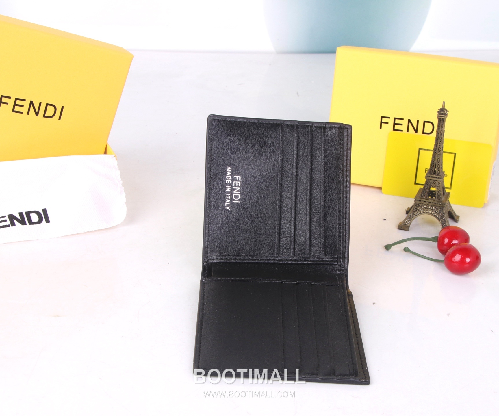 Fendi Calfskin Bi-Fold Wallet with Slim Multi Slot Detail 펜디 카프스킨 슬림 멀티 슬롯 반지갑 SF03 11cm 8