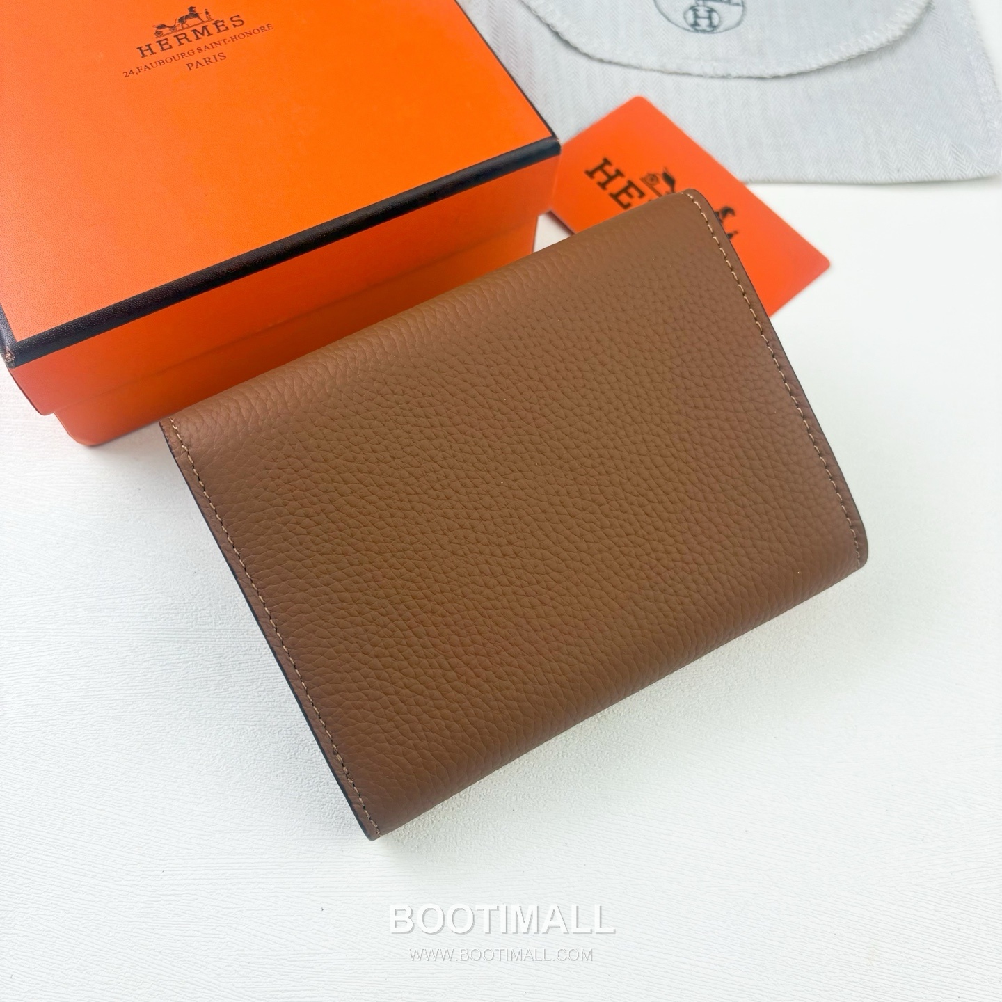 Hermès Togo Calfskin Wallet with Palladium Lock and Multi Slot Detail 에르메스 토고 카프스킨 팔라듐 락 멀티 슬롯 지갑 231 13.5cm 2