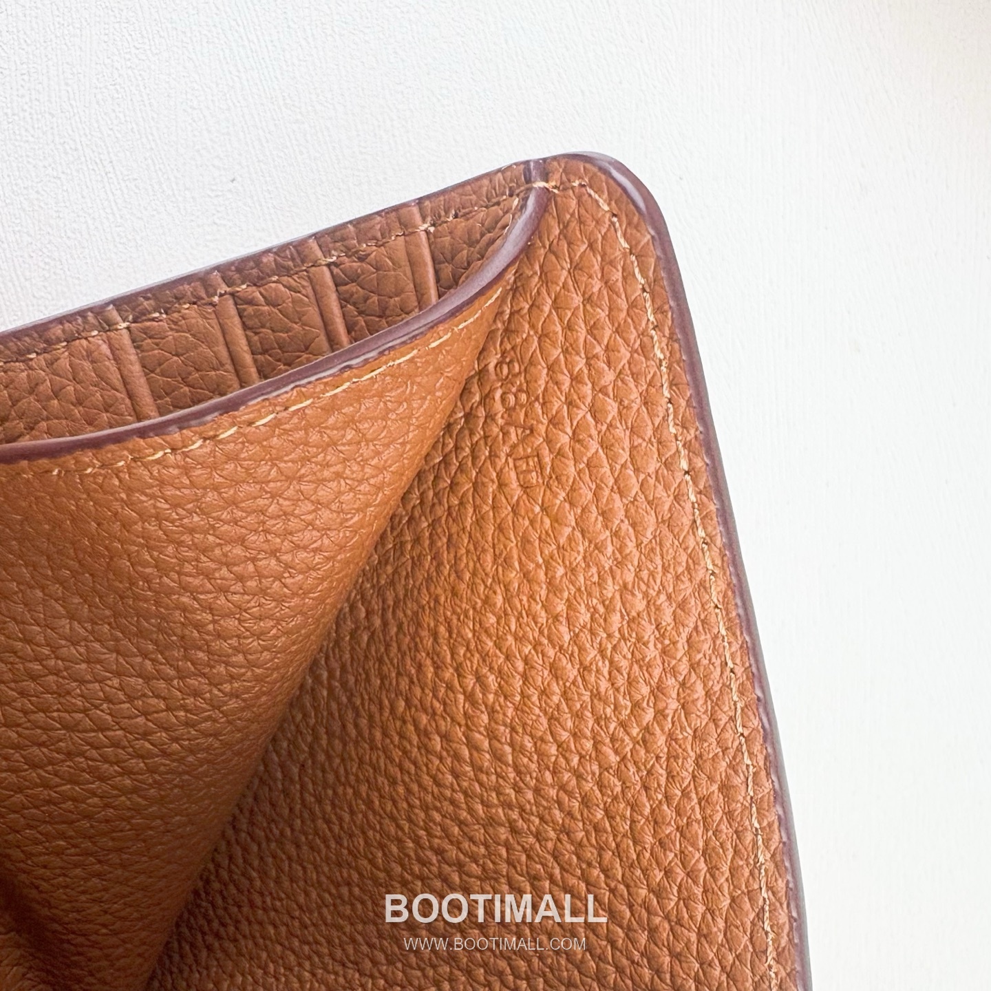 Hermès Togo Calfskin Wallet with Palladium Lock and Multi Slot Detail 에르메스 토고 카프스킨 팔라듐 락 멀티 슬롯 지갑 231 13.5cm 7