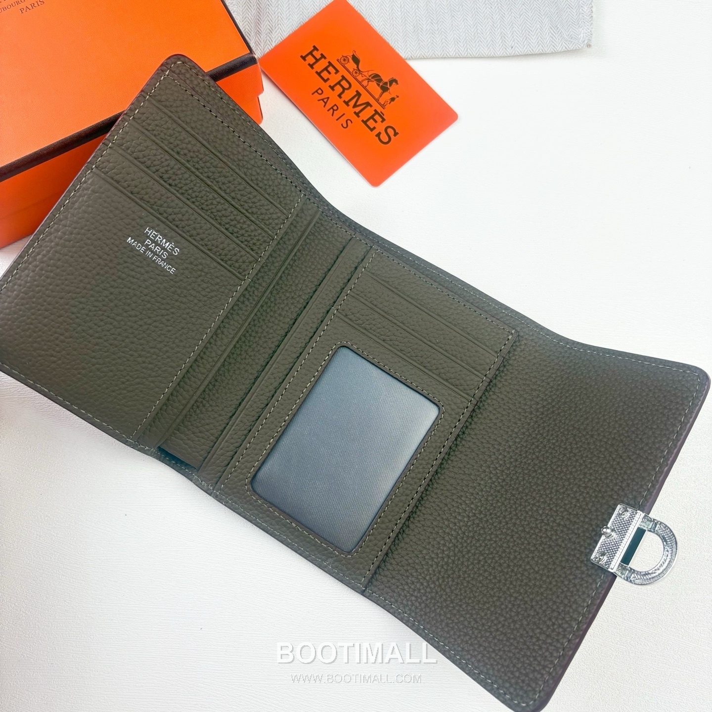Hermès Togo Calfskin Wallet with Palladium Lock and Multi Slot Detail 에르메스 토고 카프스킨 팔라듐 락 멀티 슬롯 지갑 231 13.5cm 3