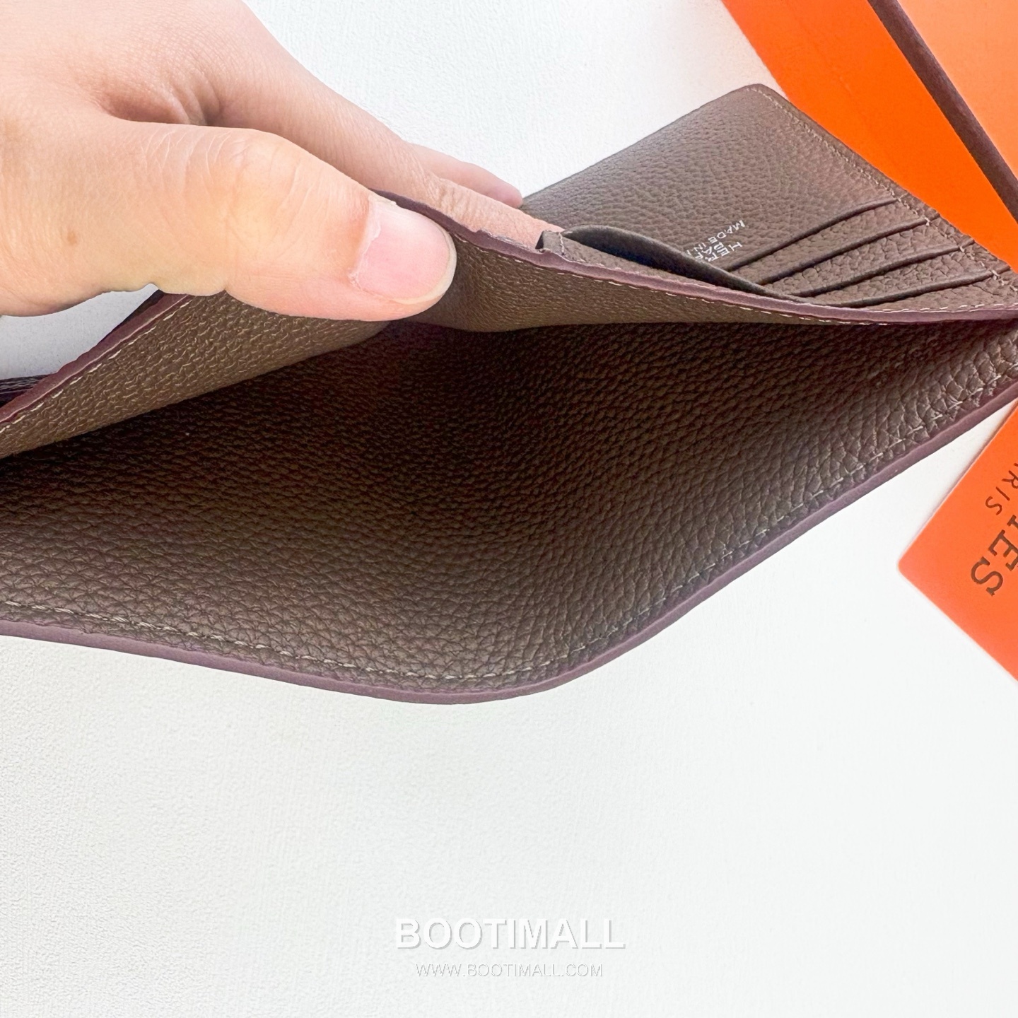 Hermès Togo Calfskin Wallet with Palladium Lock and Multi Slot Detail 에르메스 토고 카프스킨 팔라듐 락 멀티 슬롯 지갑 231 13.5cm 5