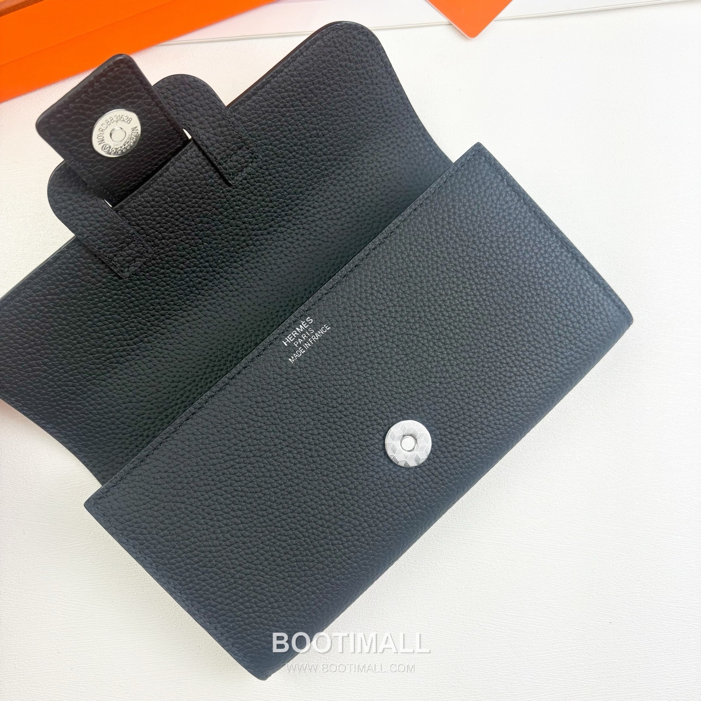 Hermès Long To Calfskin Wallet with Zip Coin Pocket Multi Compartment Detail 에르메스 롱 투 카프스킨 지퍼 코인포켓 멀티 컴파트먼트 장지갑 0688 20.5cm 3
