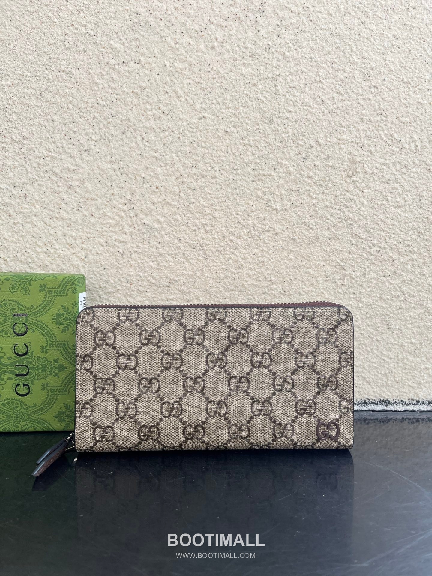 Gucci GG Supreme PVC Wallet with Double G Logo Leather Trim Detail 구찌 GG 수프림 PVC 더블 G 로고 레더 트림 장지갑 856562 19cm 1
