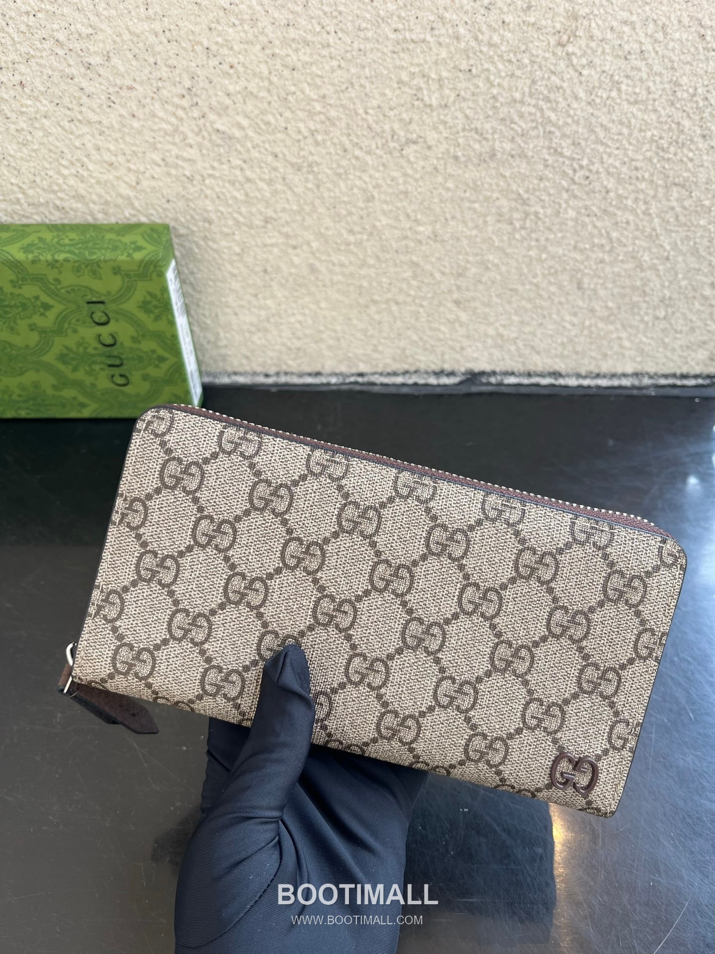 Gucci GG Supreme PVC Wallet with Double G Logo Leather Trim Detail 구찌 GG 수프림 PVC 더블 G 로고 레더 트림 장지갑 856562 19cm 4