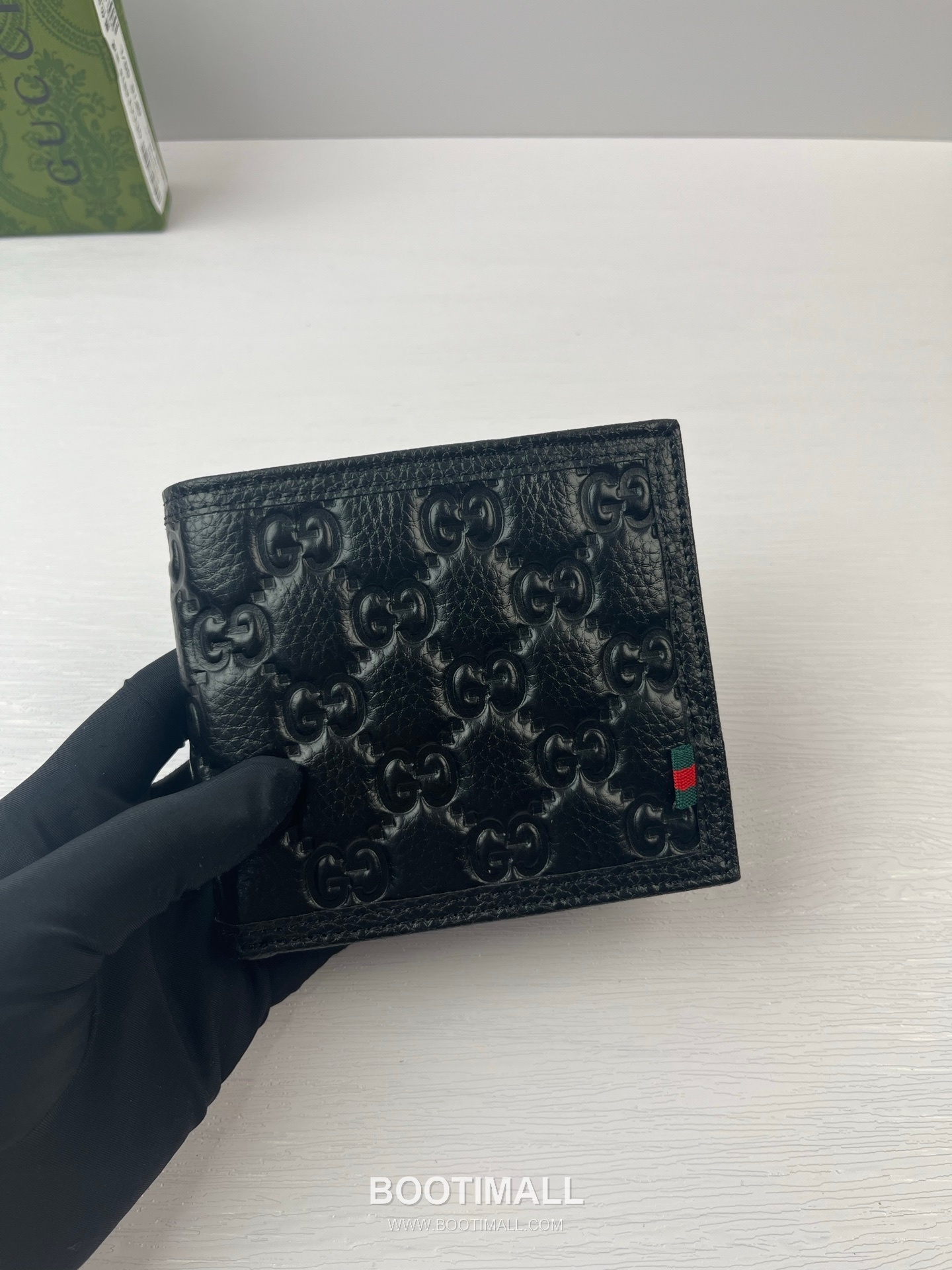 Gucci GG Calfskin Leather Bi-Fold Wallet with Logo Detail 구찌 GG 카프스킨 레더 바이폴드 반지갑 6818 11cm 3