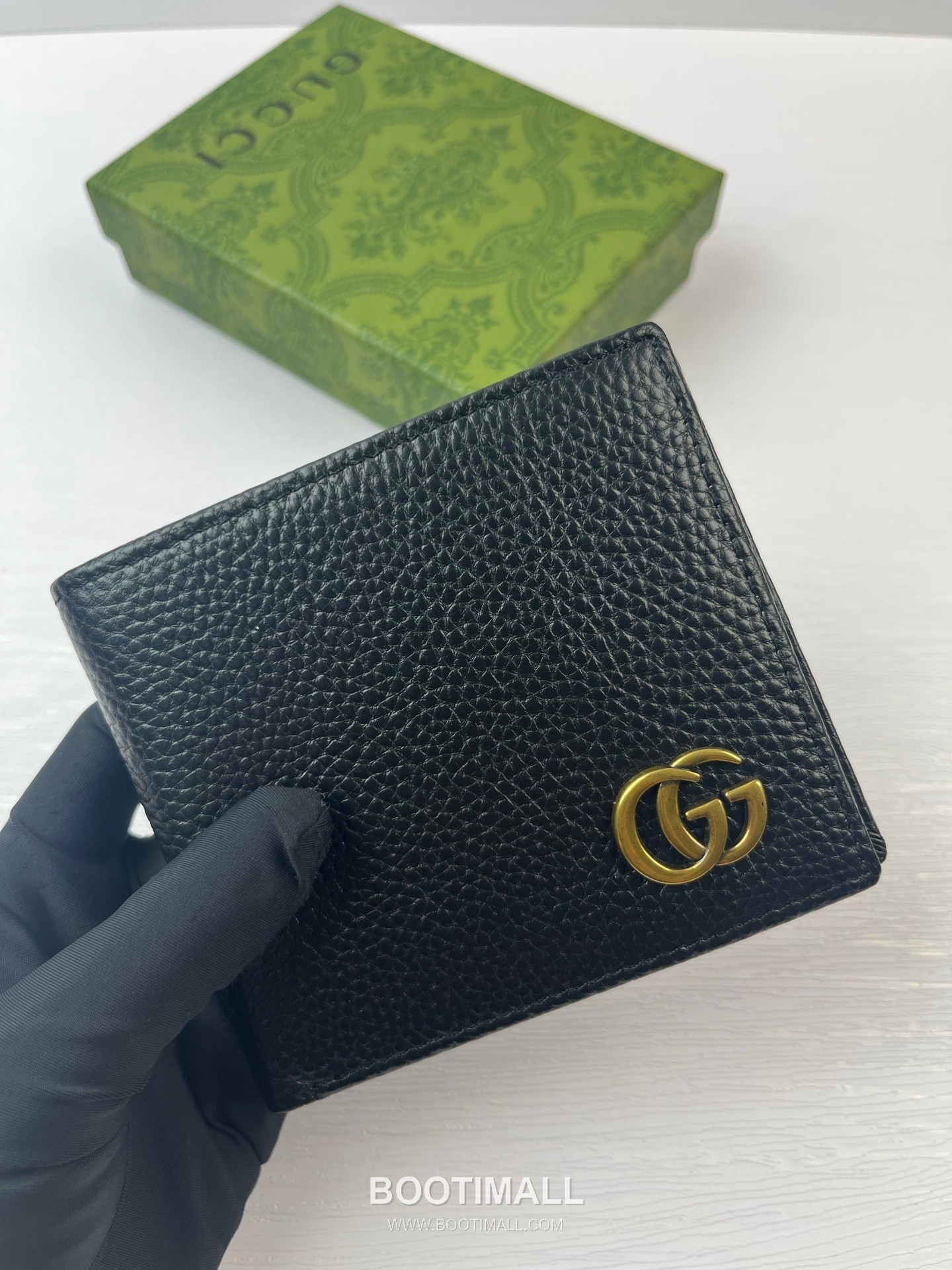 Gucci GG Calfskin Leather Bi-Fold Wallet with Logo Detail 구찌 GG 카프스킨 레더 바이폴드 반지갑 508565 11cm 3